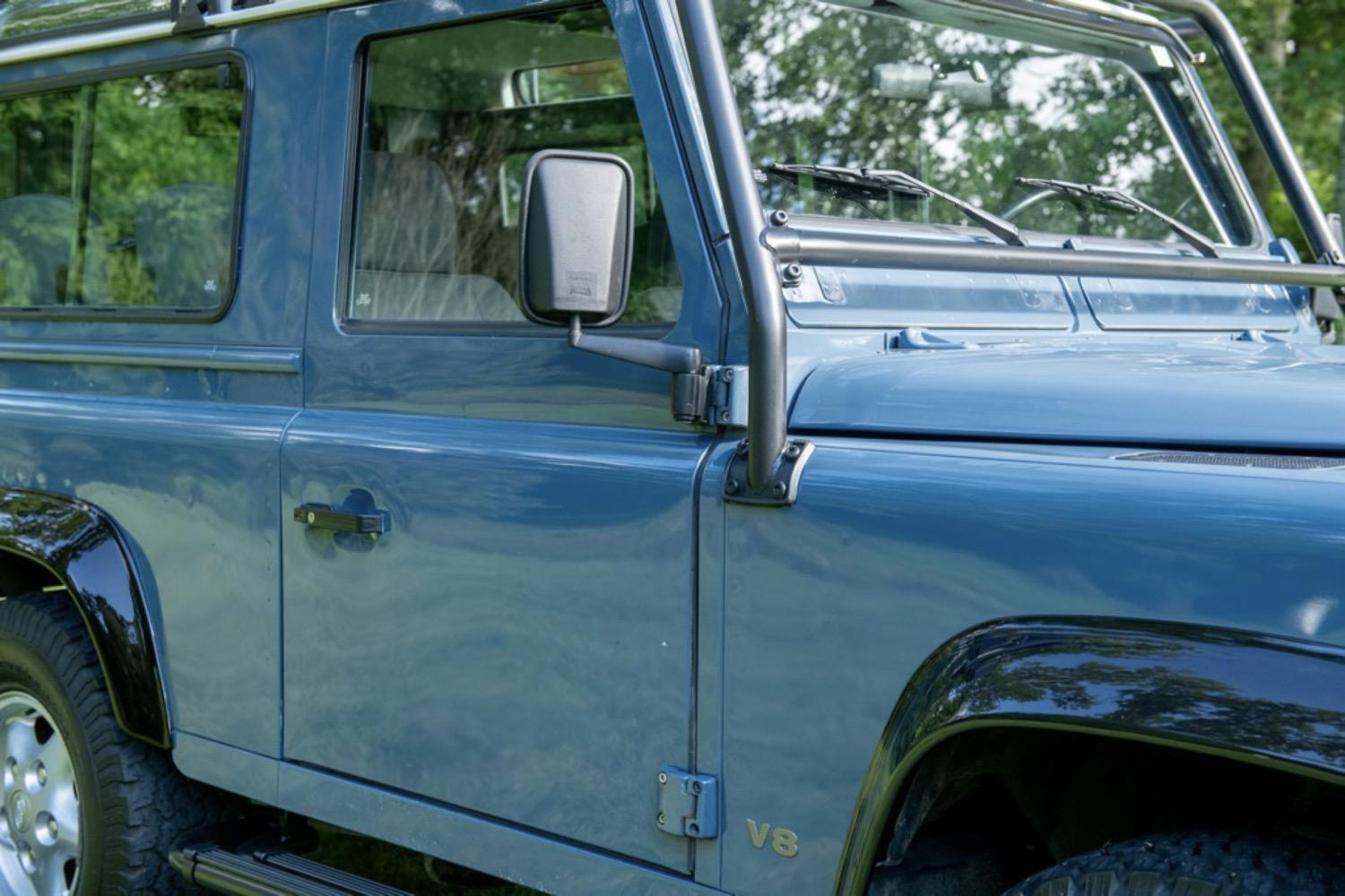 1997 Land Rover Defender 90 NAS