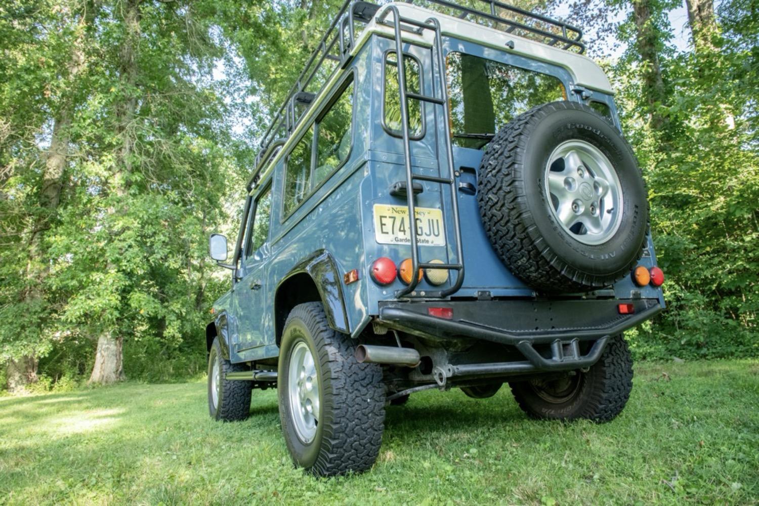 1997 Land Rover Defender 90 NAS