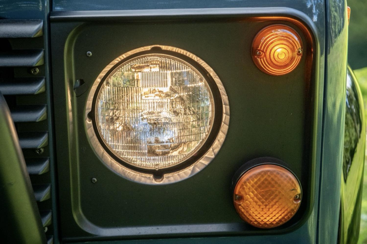 1997 Land Rover Defender 90 NAS