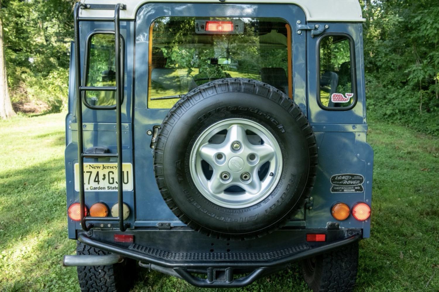 1997 Land Rover Defender 90 NAS