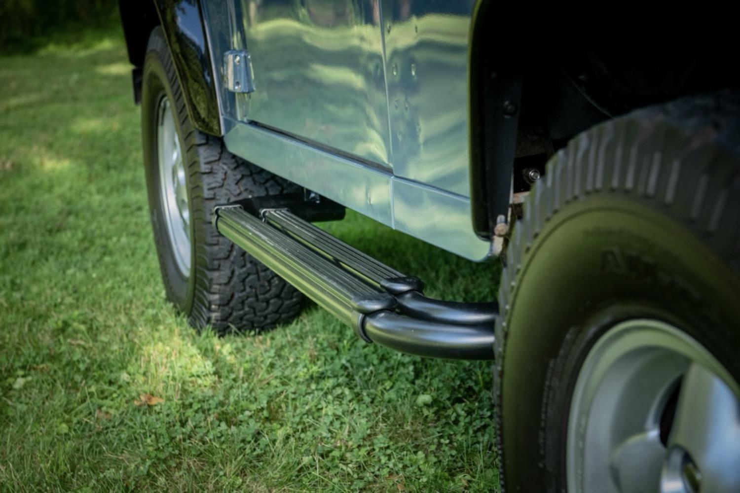 1997 Land Rover Defender 90 NAS