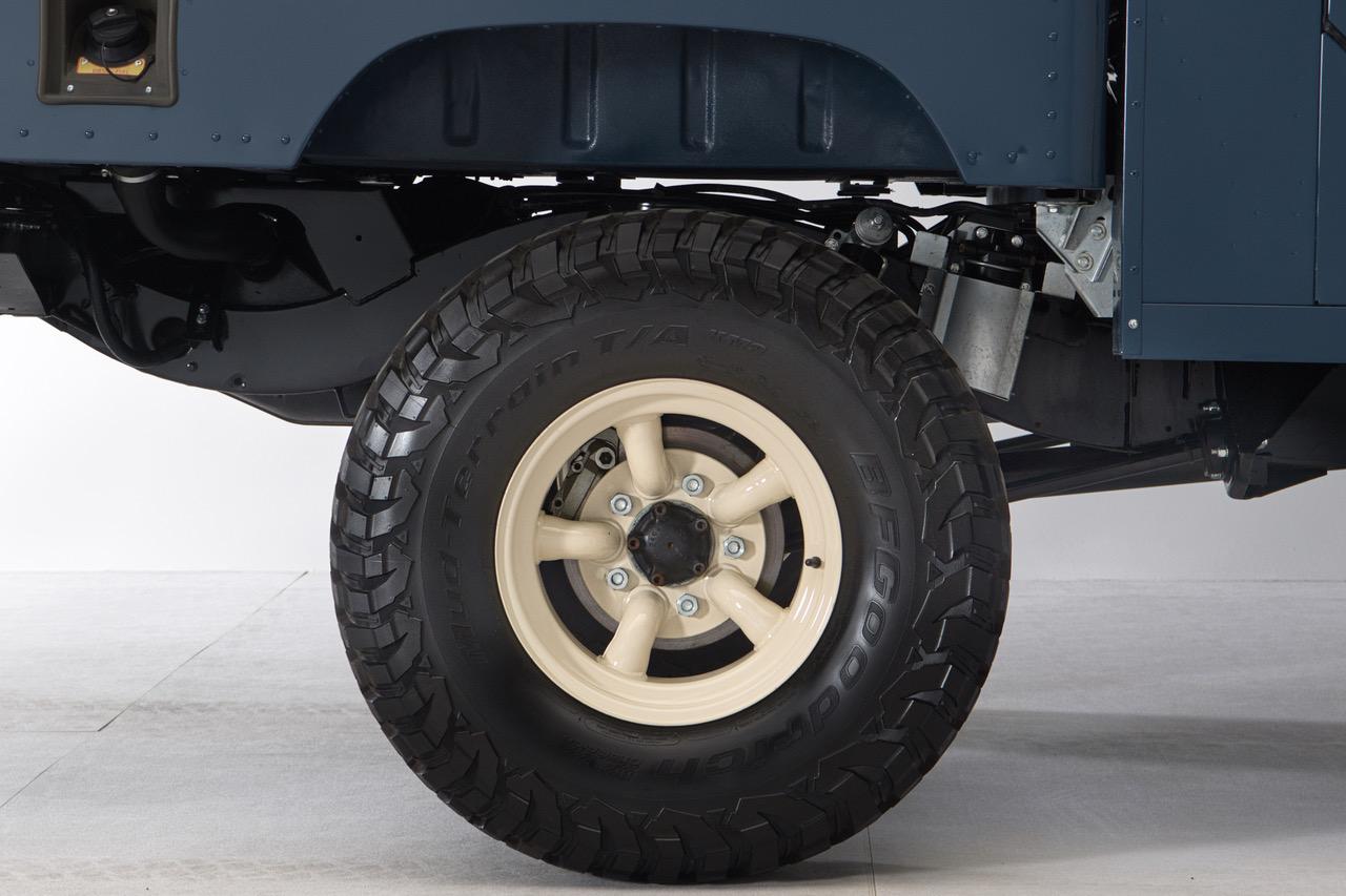 1999 Land Rover Defender 130 Hi-Cap