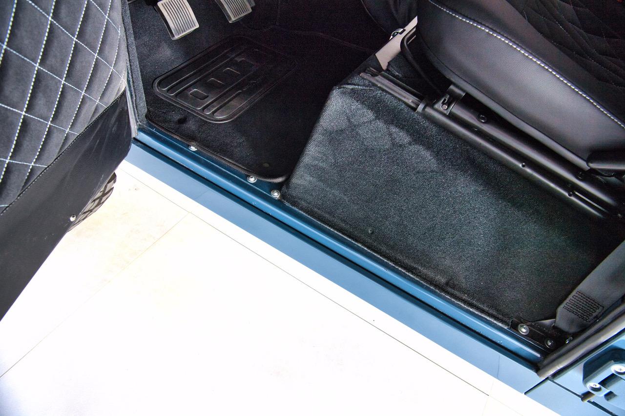1999 Land Rover Defender 130 Hi-Cap
