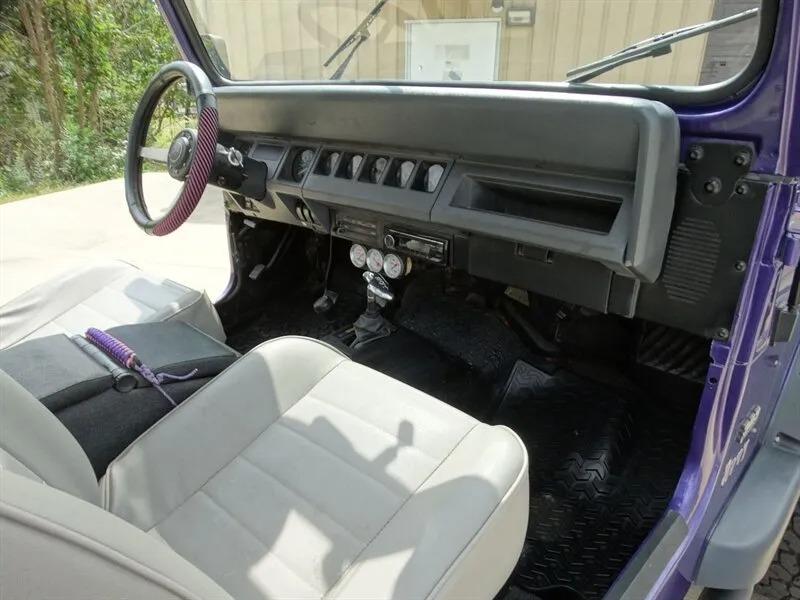 383 Stroker-Powered 1990 Jeep Wrangler S