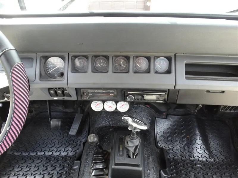 383 Stroker-Powered 1990 Jeep Wrangler S