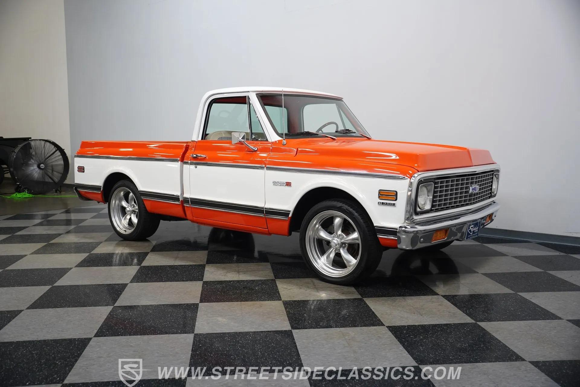 1972 Chevrolet C10 Custom Deluxe