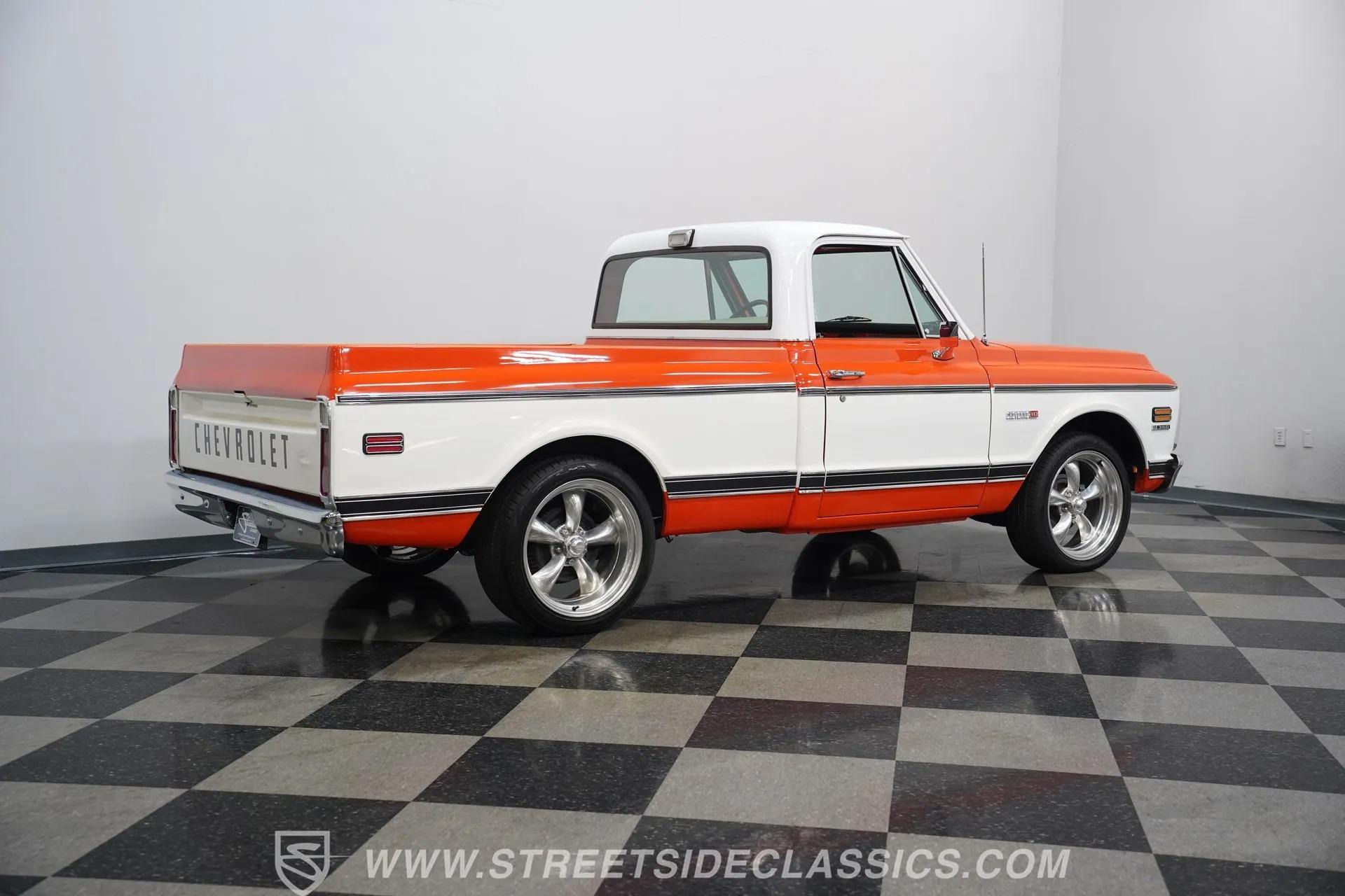1972 Chevrolet C10 Custom Deluxe