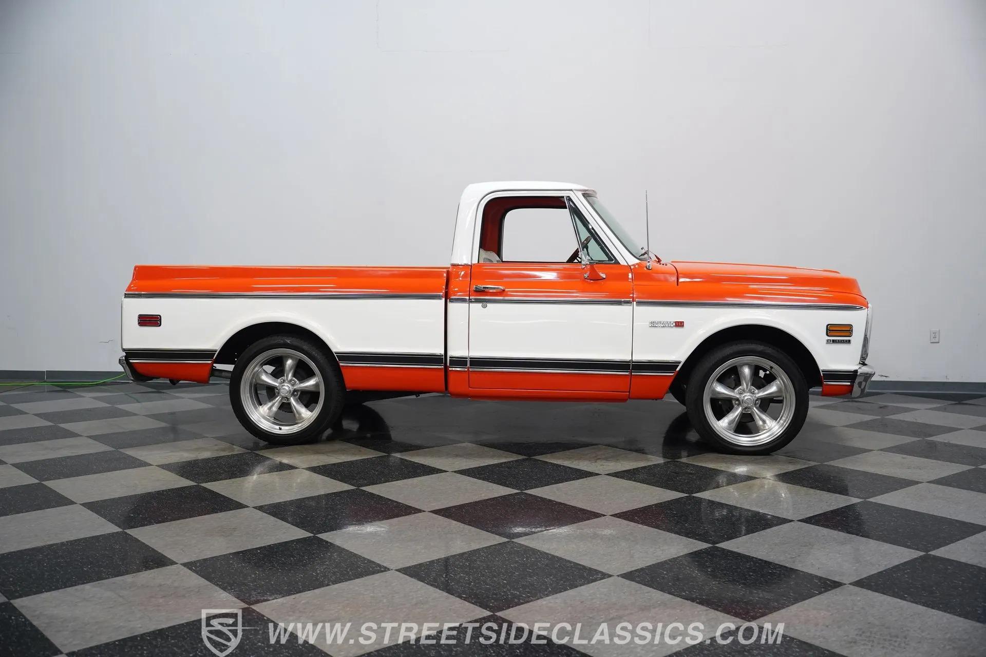 1972 Chevrolet C10 Custom Deluxe