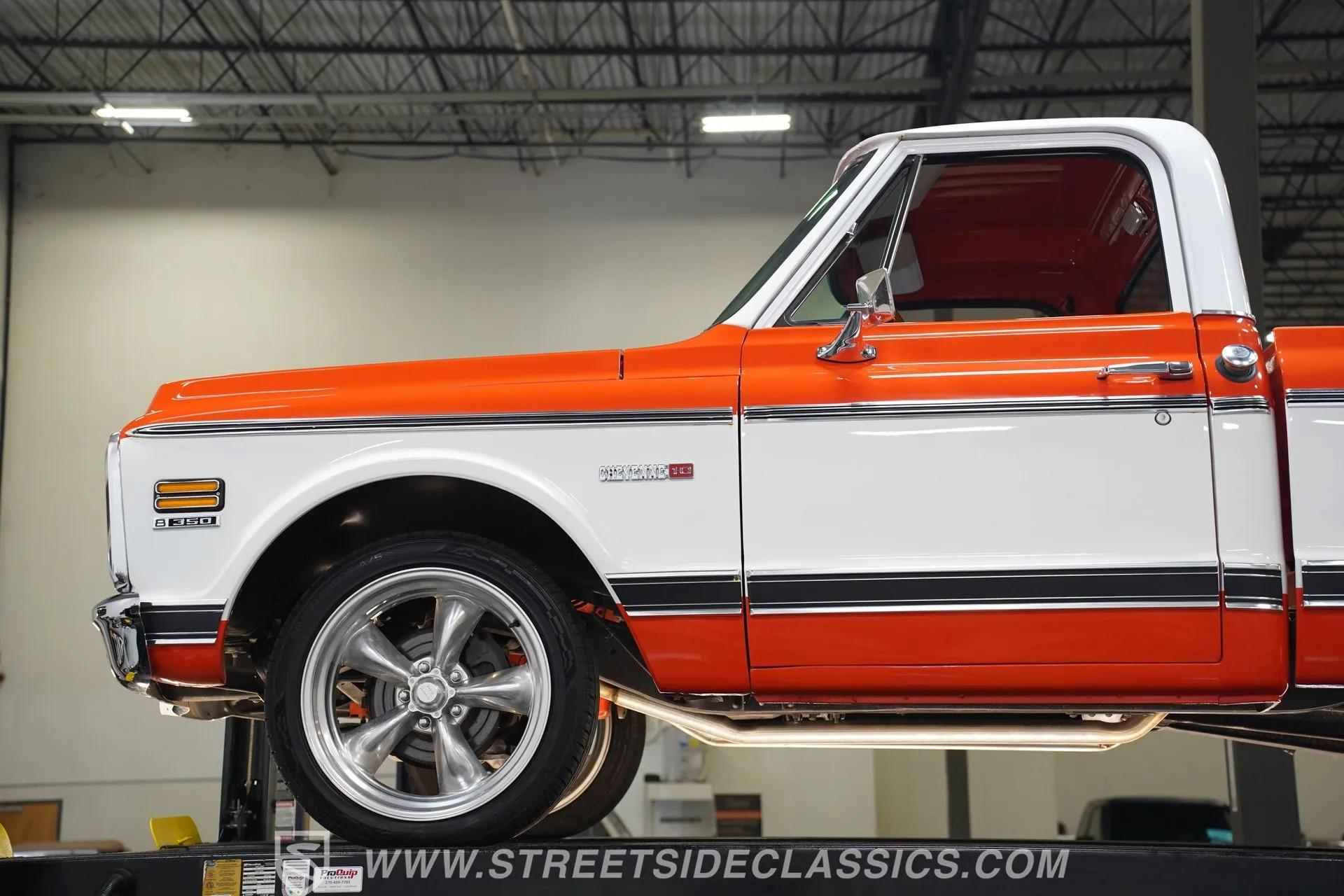 1972 Chevrolet C10 Custom Deluxe