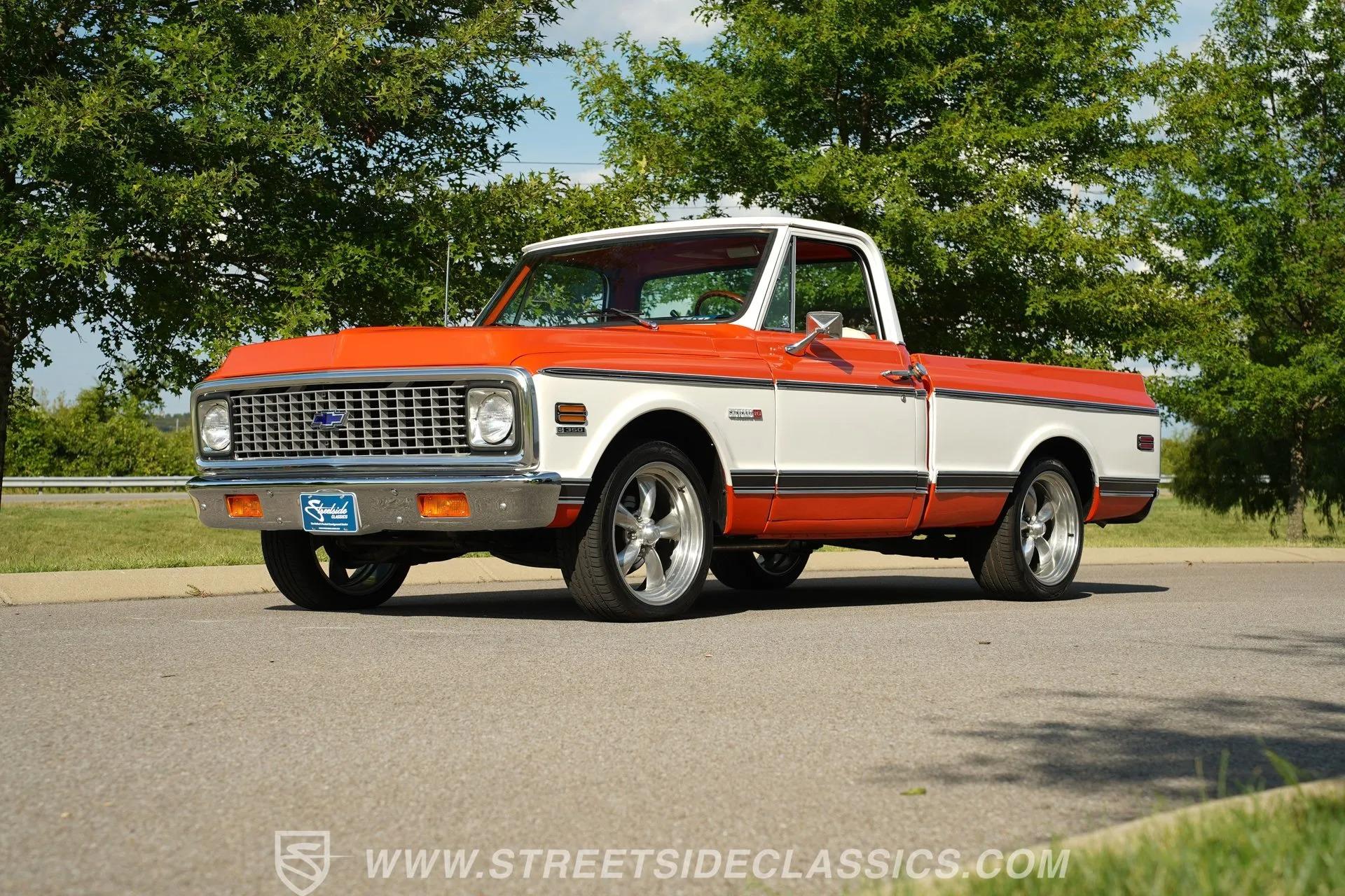 1972 Chevrolet C10 Custom Deluxe