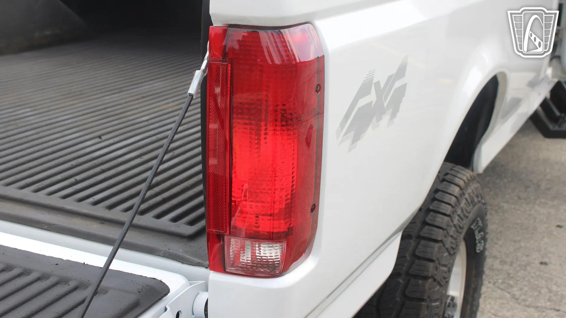 1997 Ford F-350 XL