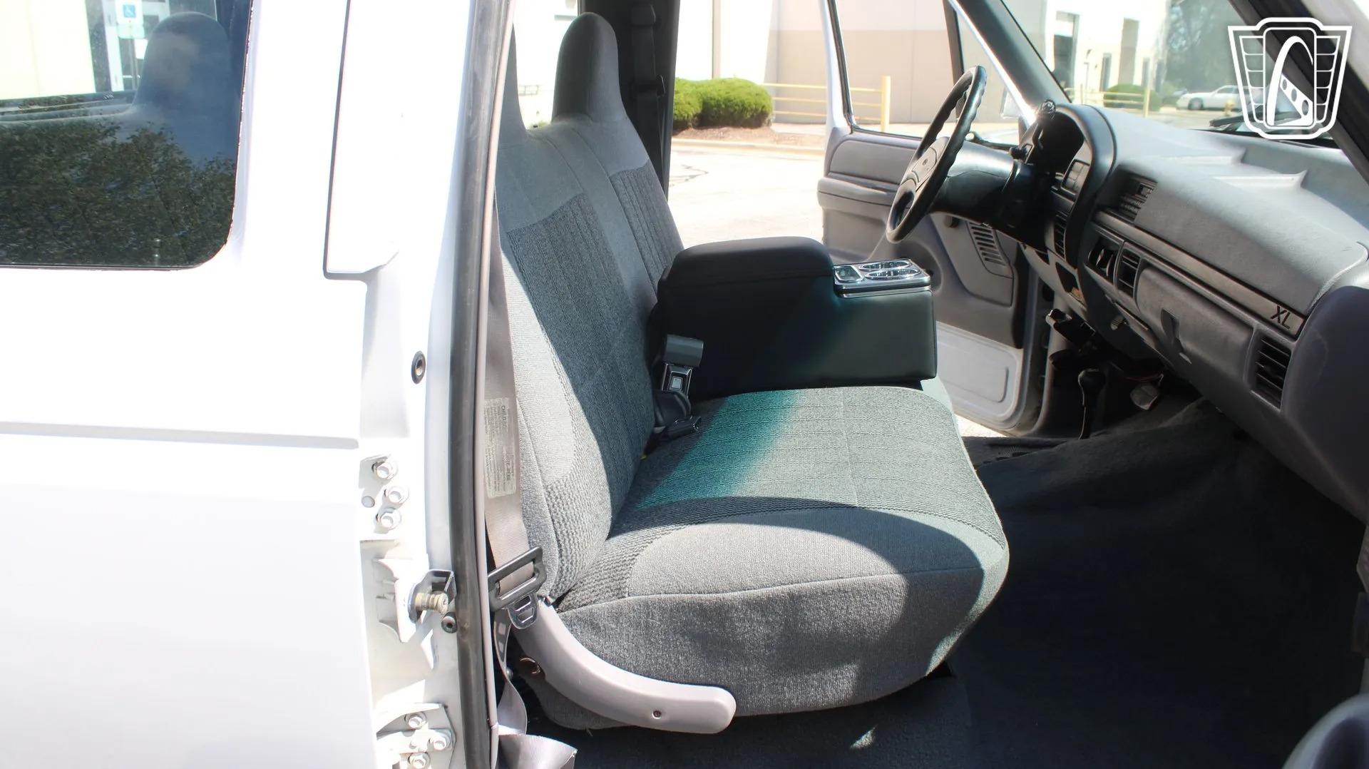 1997 Ford F-350 XL