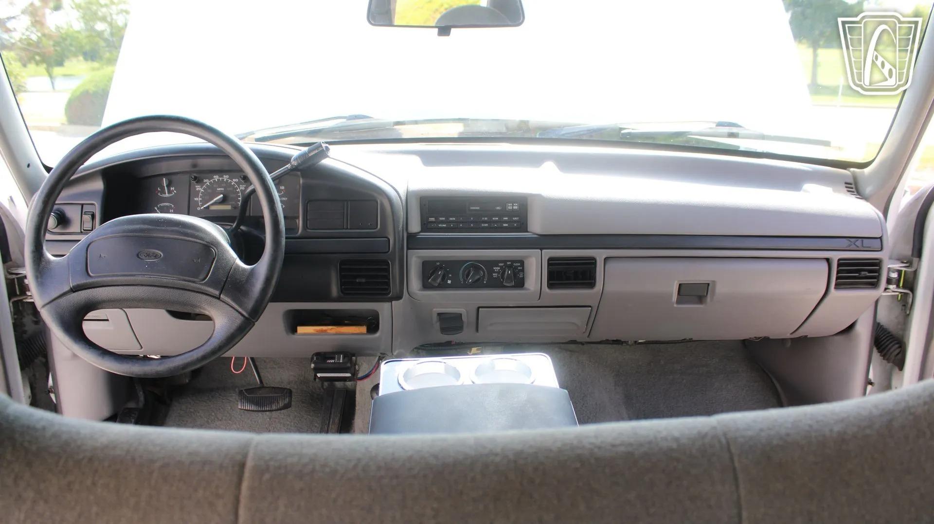 1997 Ford F-350 XL