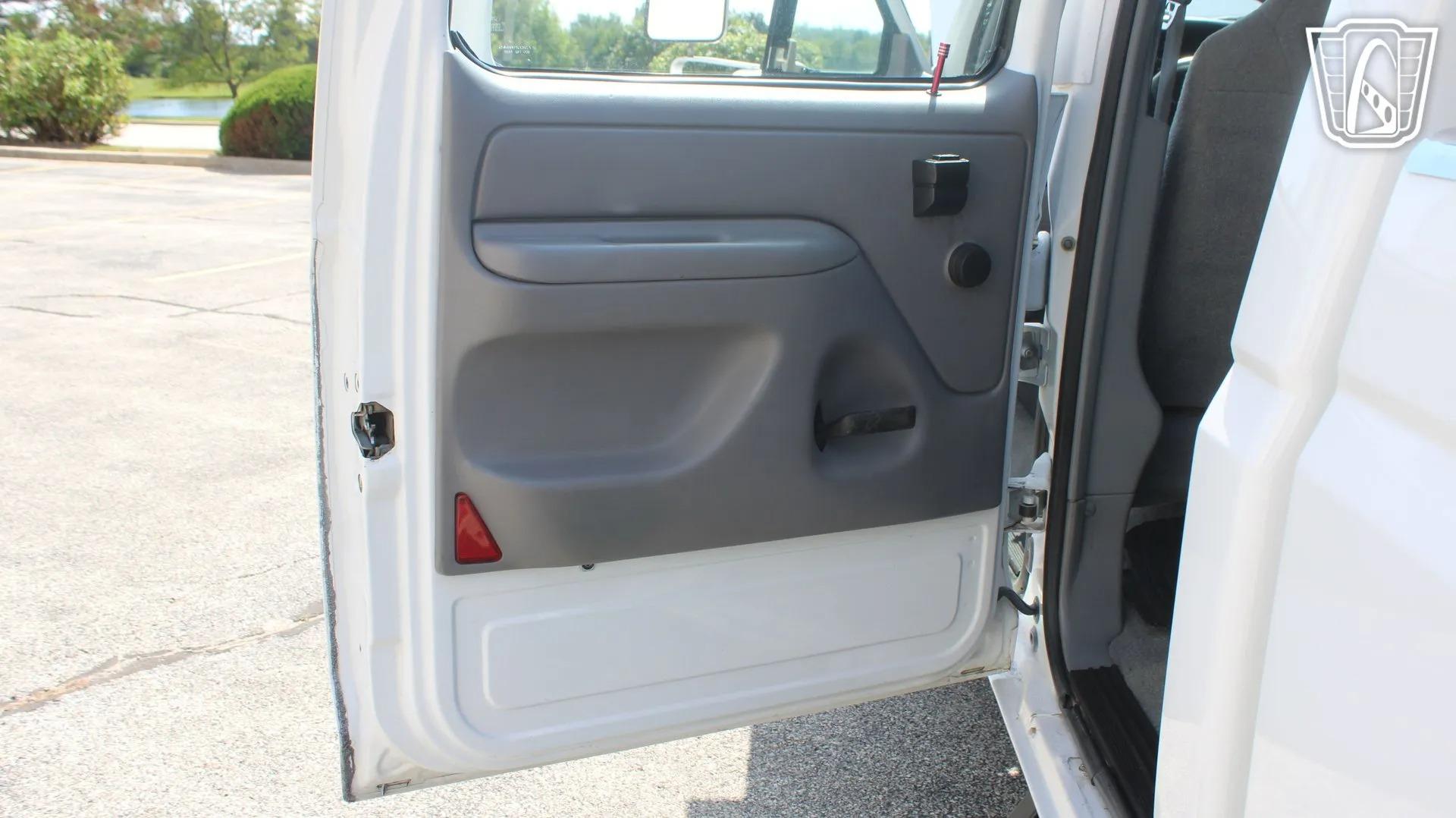 1997 Ford F-350 XL