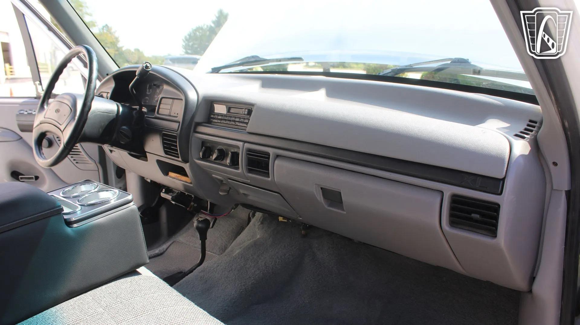 1997 Ford F-350 XL