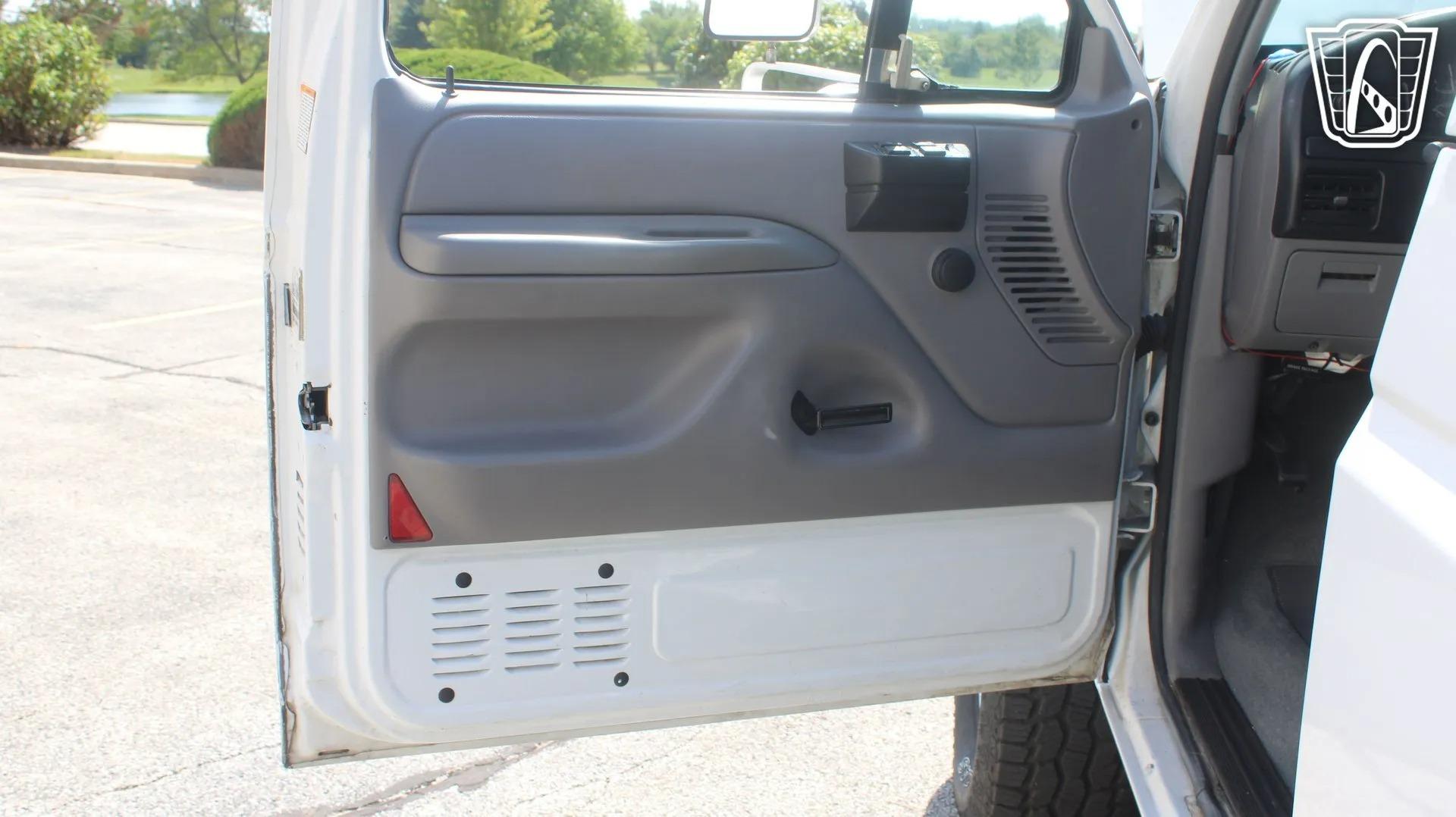 1997 Ford F-350 XL