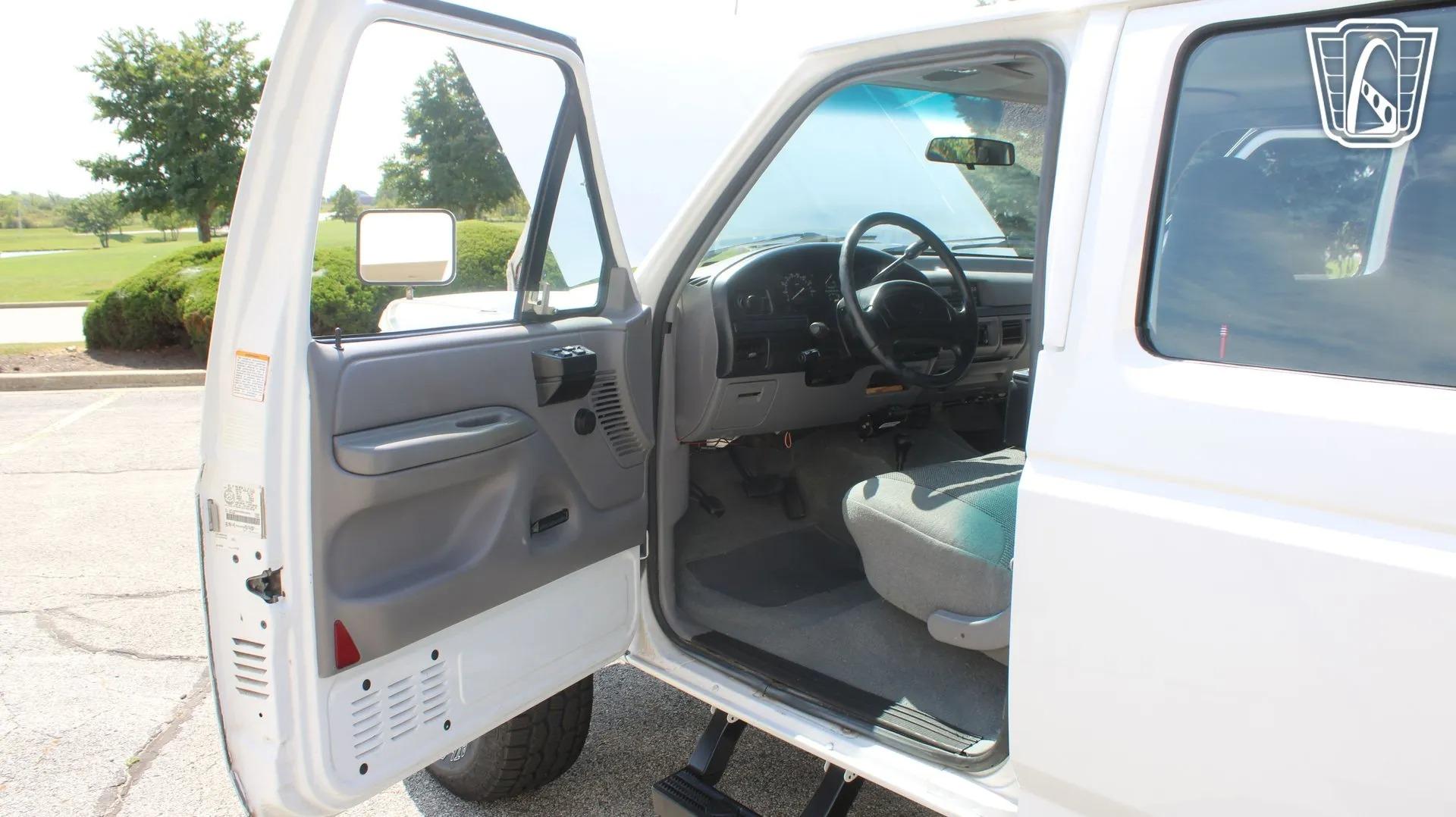 1997 Ford F-350 XL