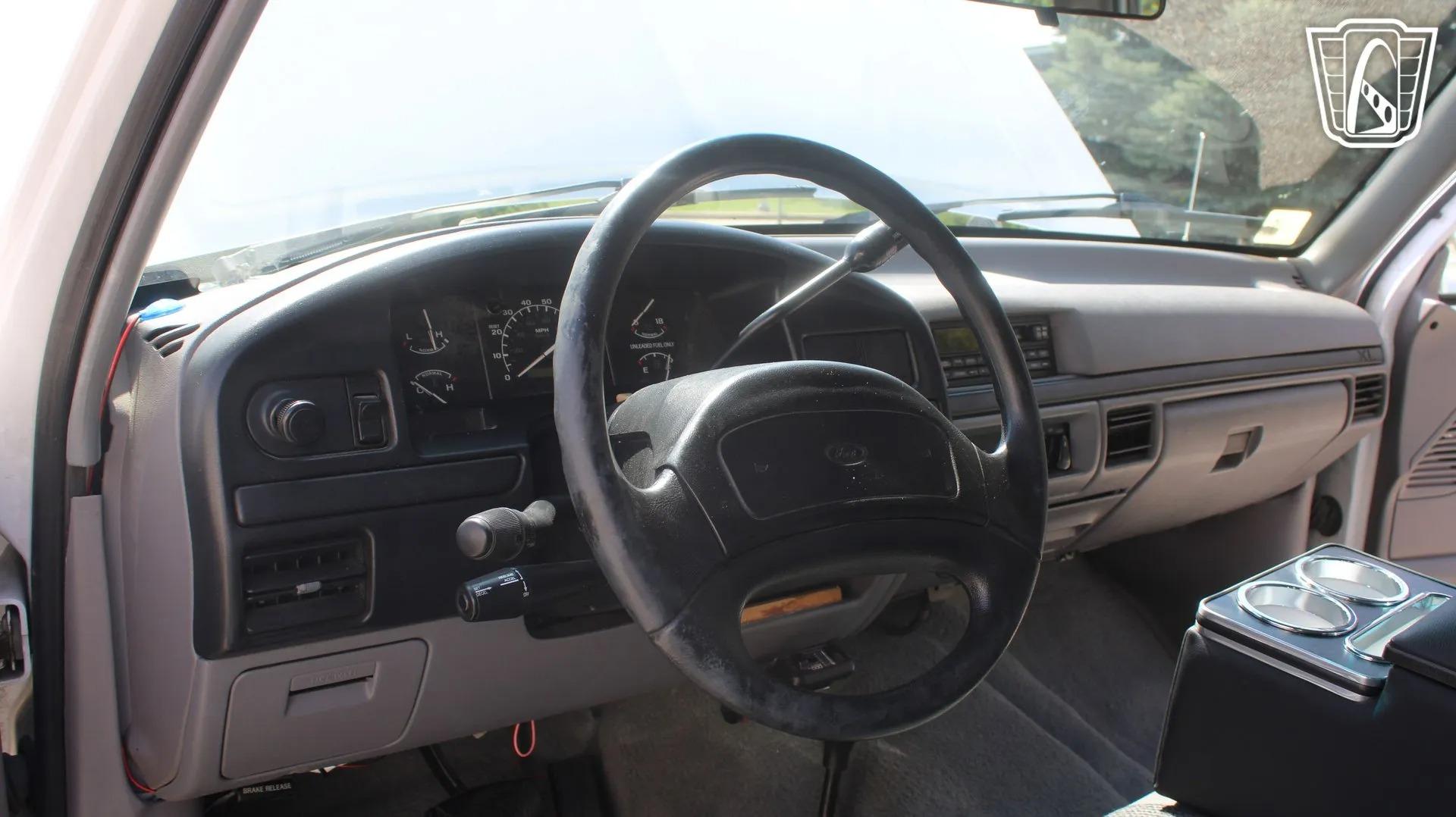 1997 Ford F-350 XL