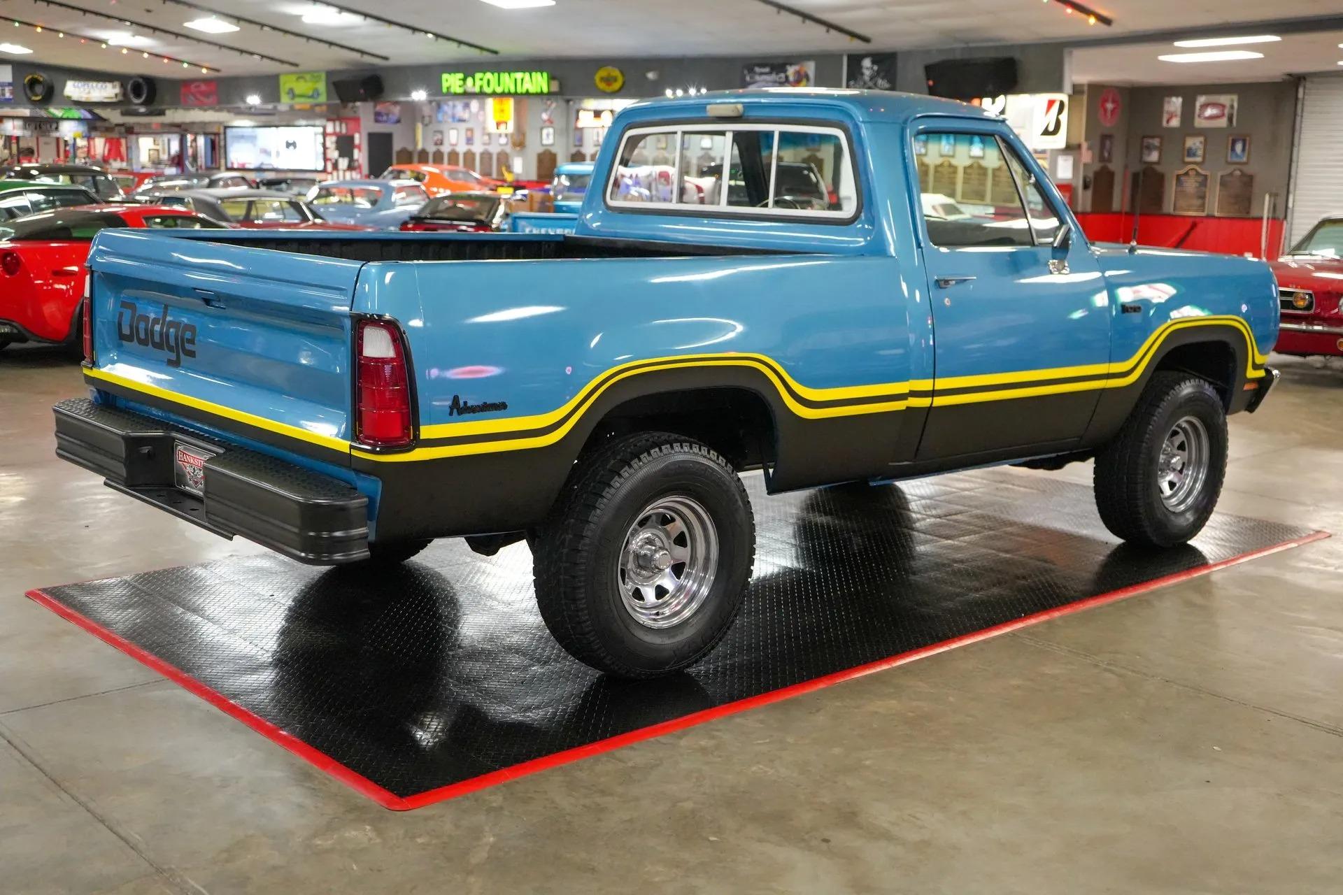 1975 Dodge W100 Power Wagon 4x4