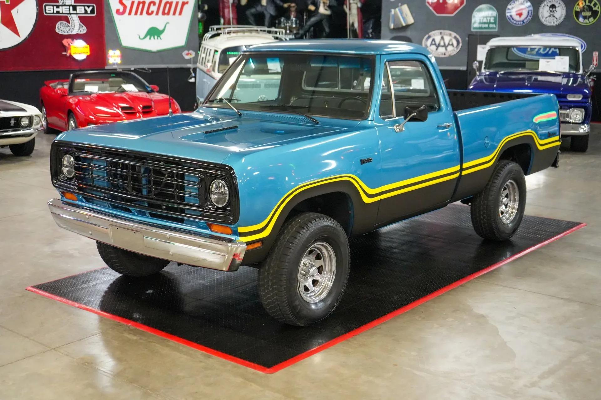 1975 Dodge W100 Power Wagon 4x4