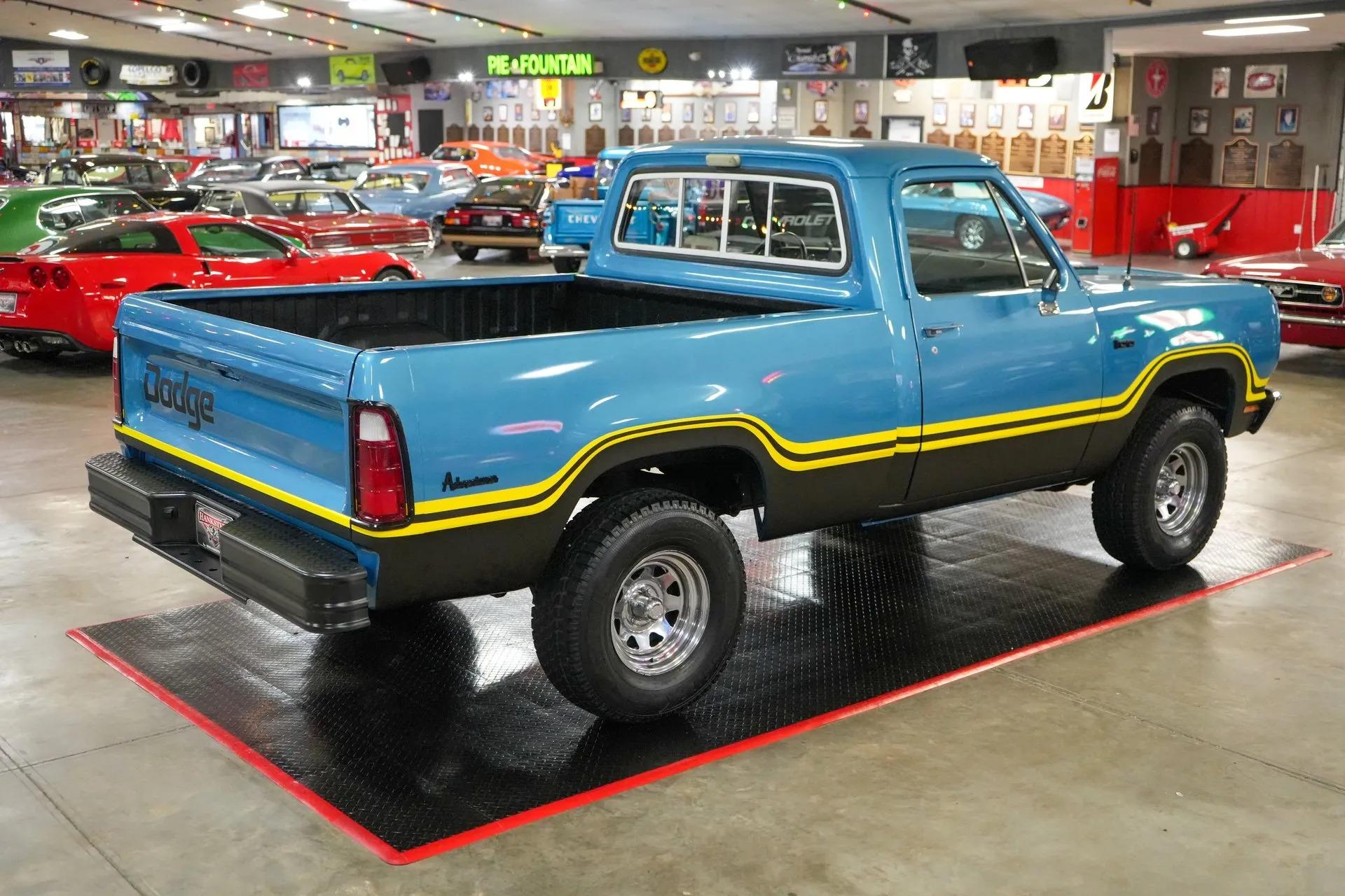 1975 Dodge W100 Power Wagon 4x4