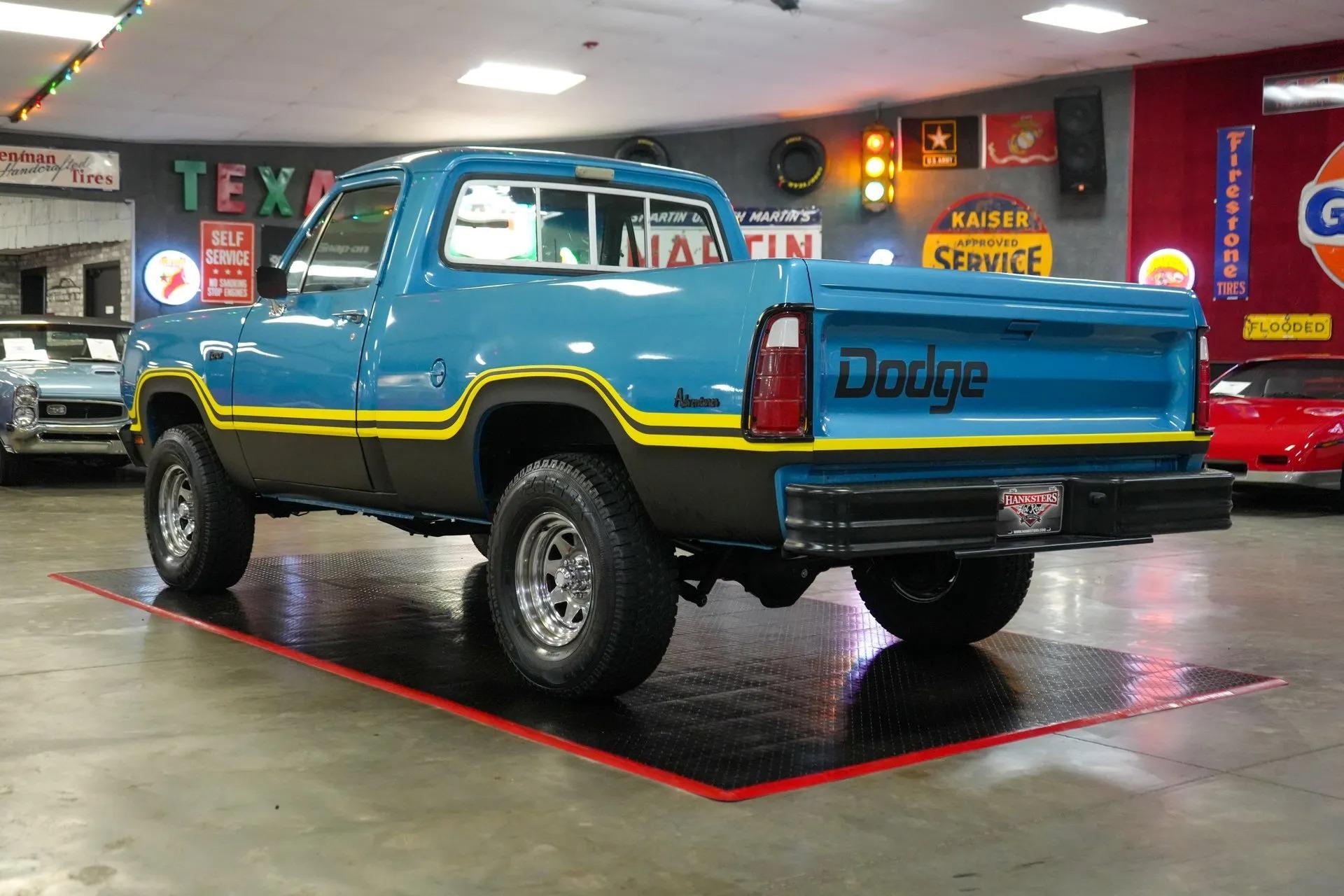 1975 Dodge W100 Power Wagon 4x4