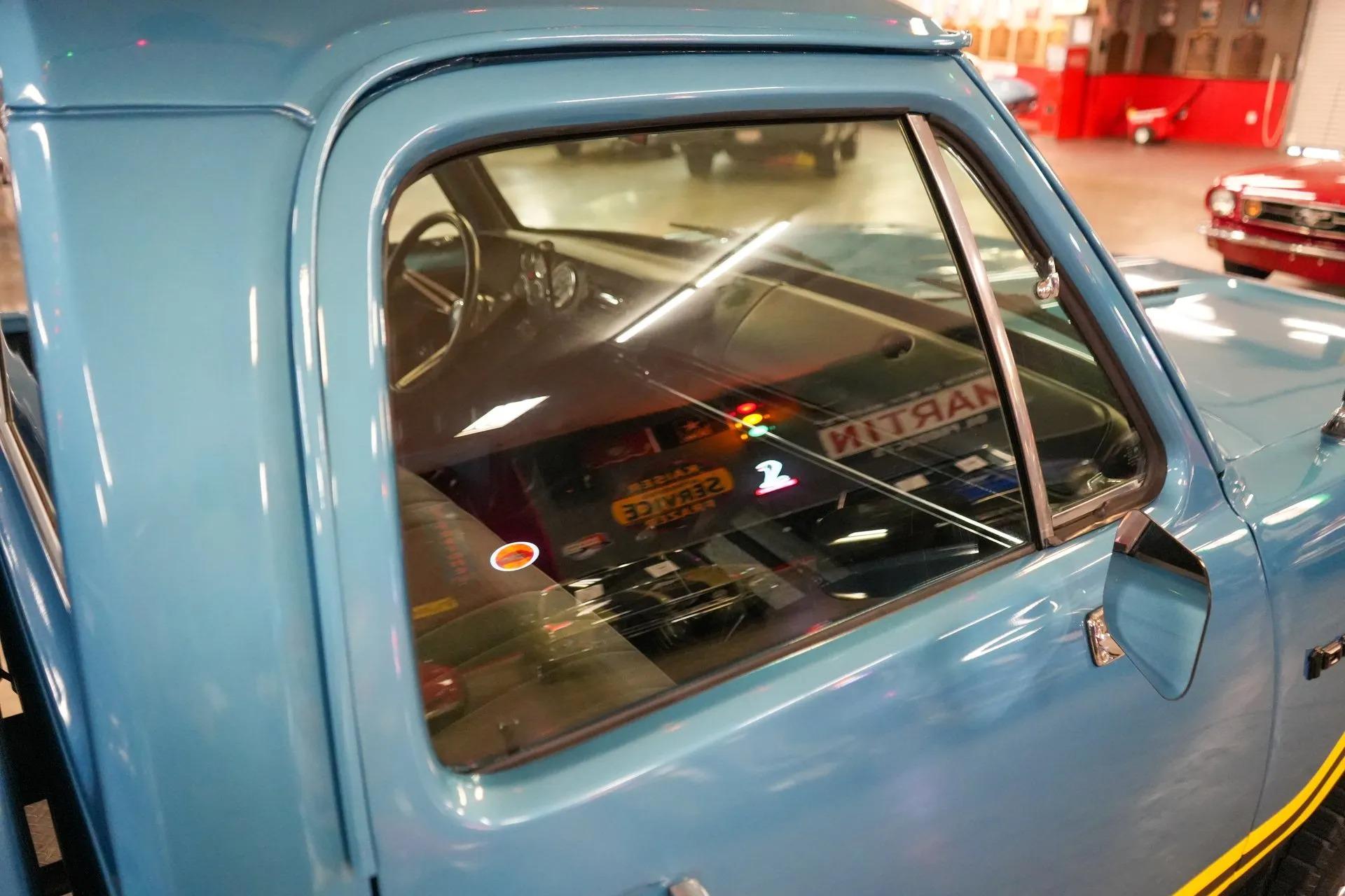 1975 Dodge W100 Power Wagon 4x4
