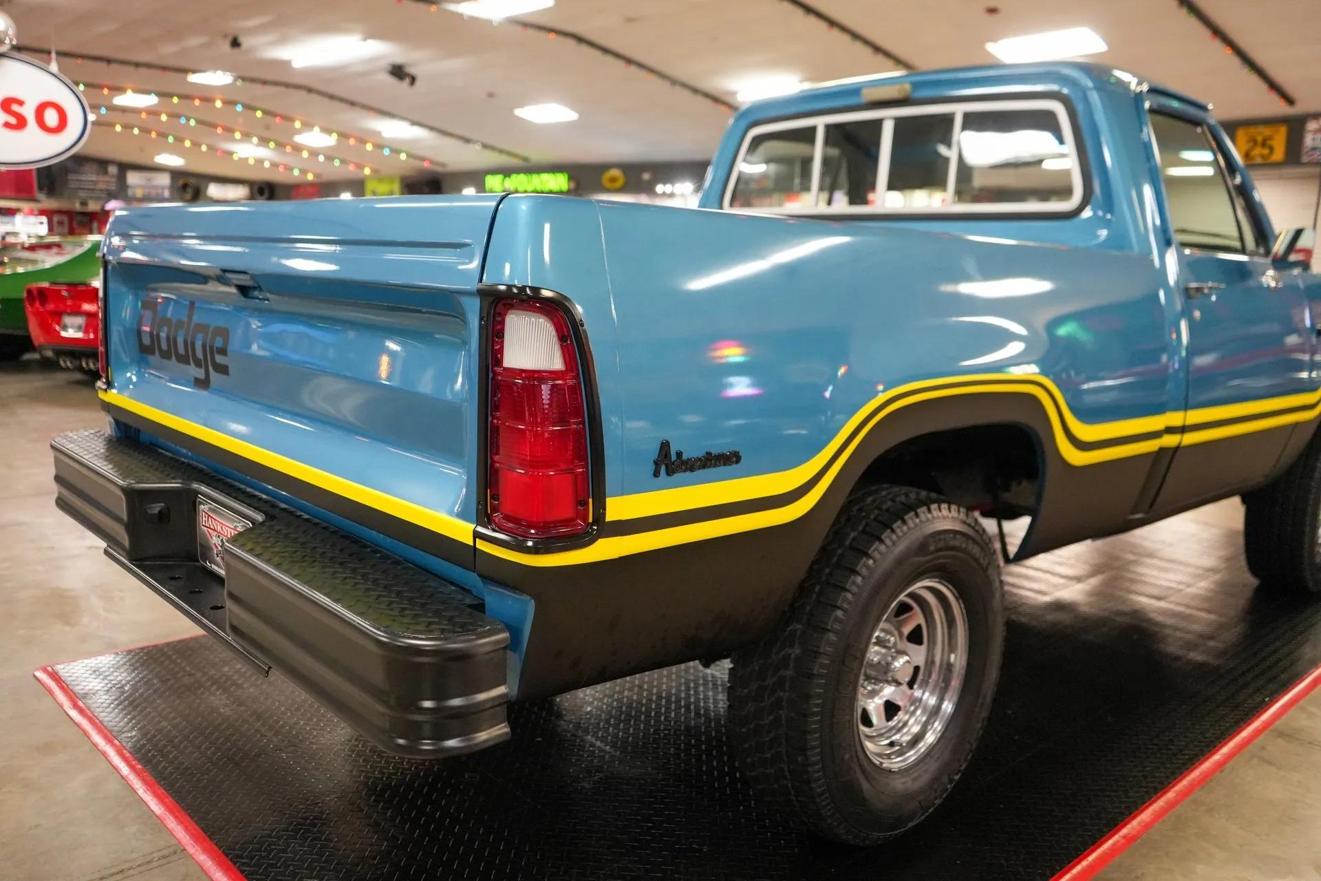 1975 Dodge W100 Power Wagon 4x4