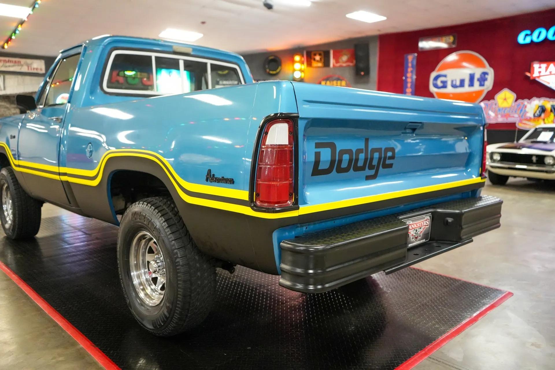 1975 Dodge W100 Power Wagon 4x4