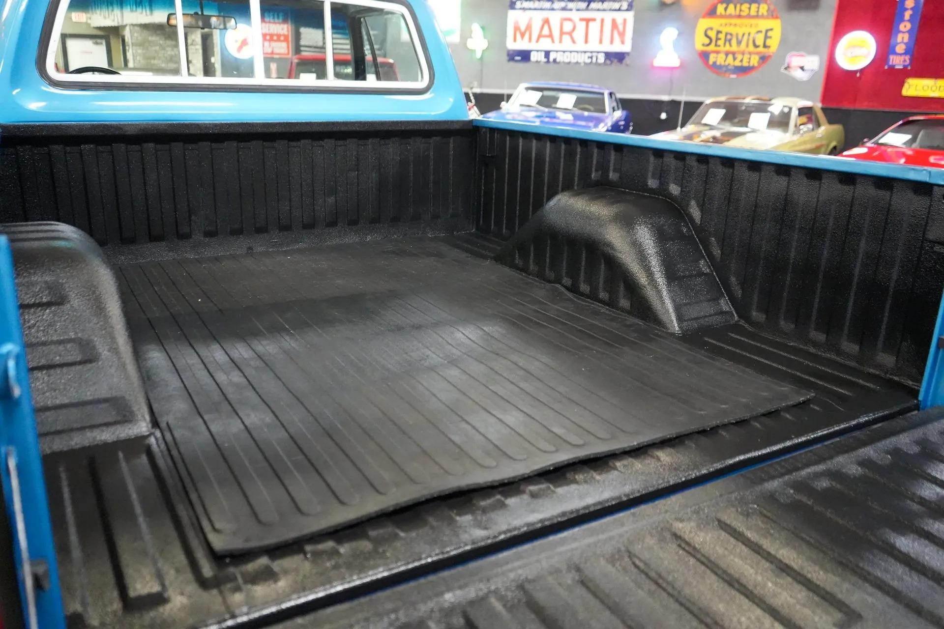 1975 Dodge W100 Power Wagon 4x4