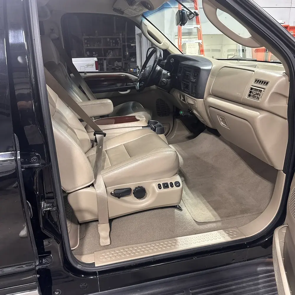 2005 Ford Excursion Limited