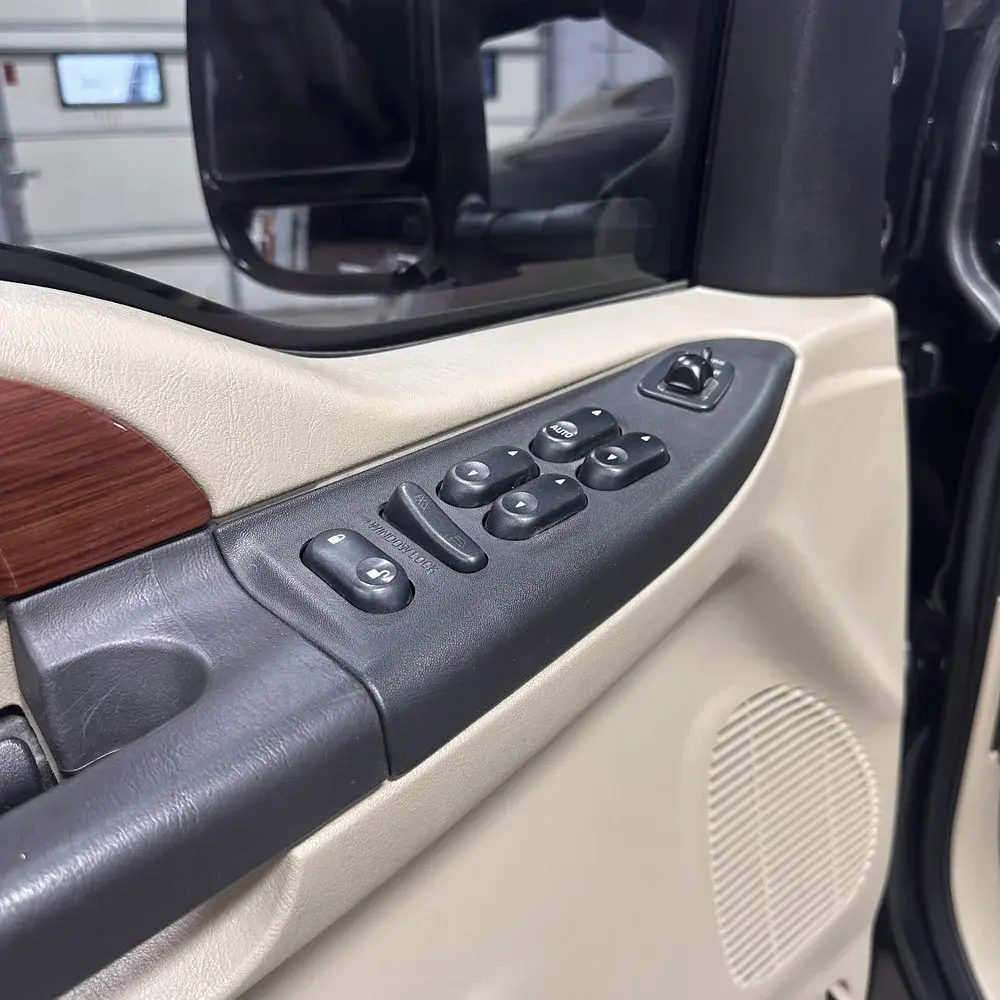 2005 Ford Excursion Limited