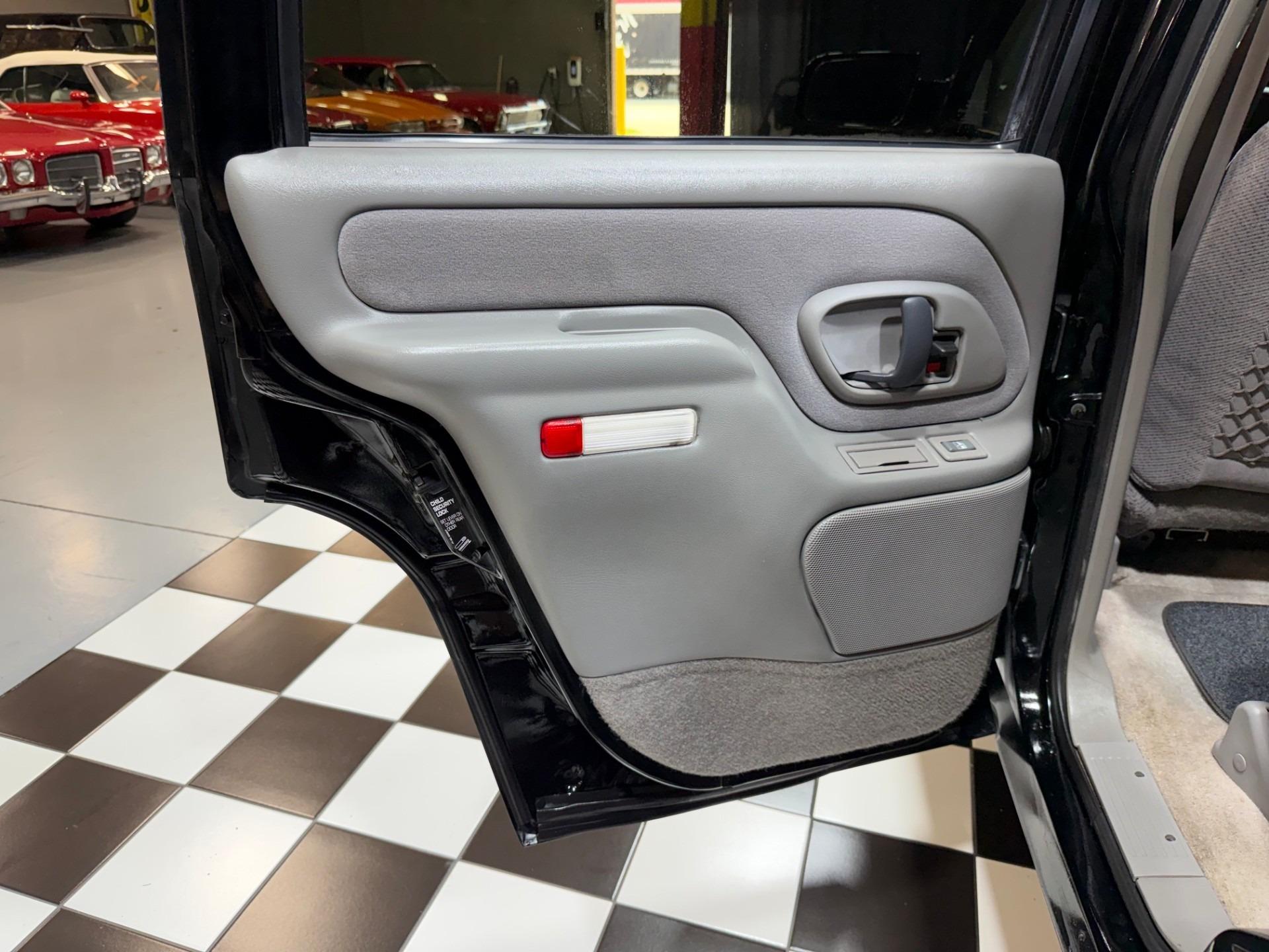 1999 Chevrolet Tahoe LT 4x4