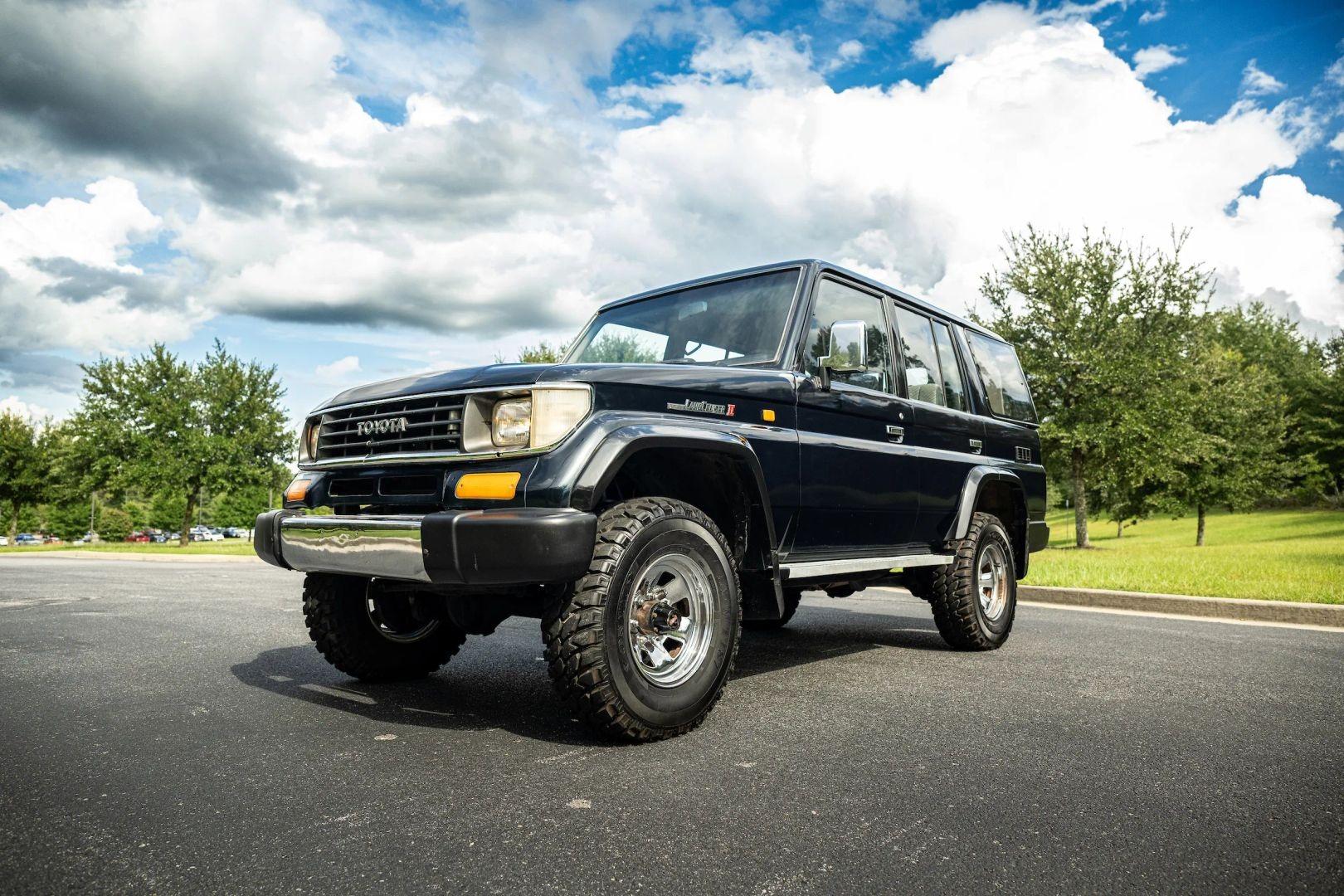  Toyota Land Cruiser