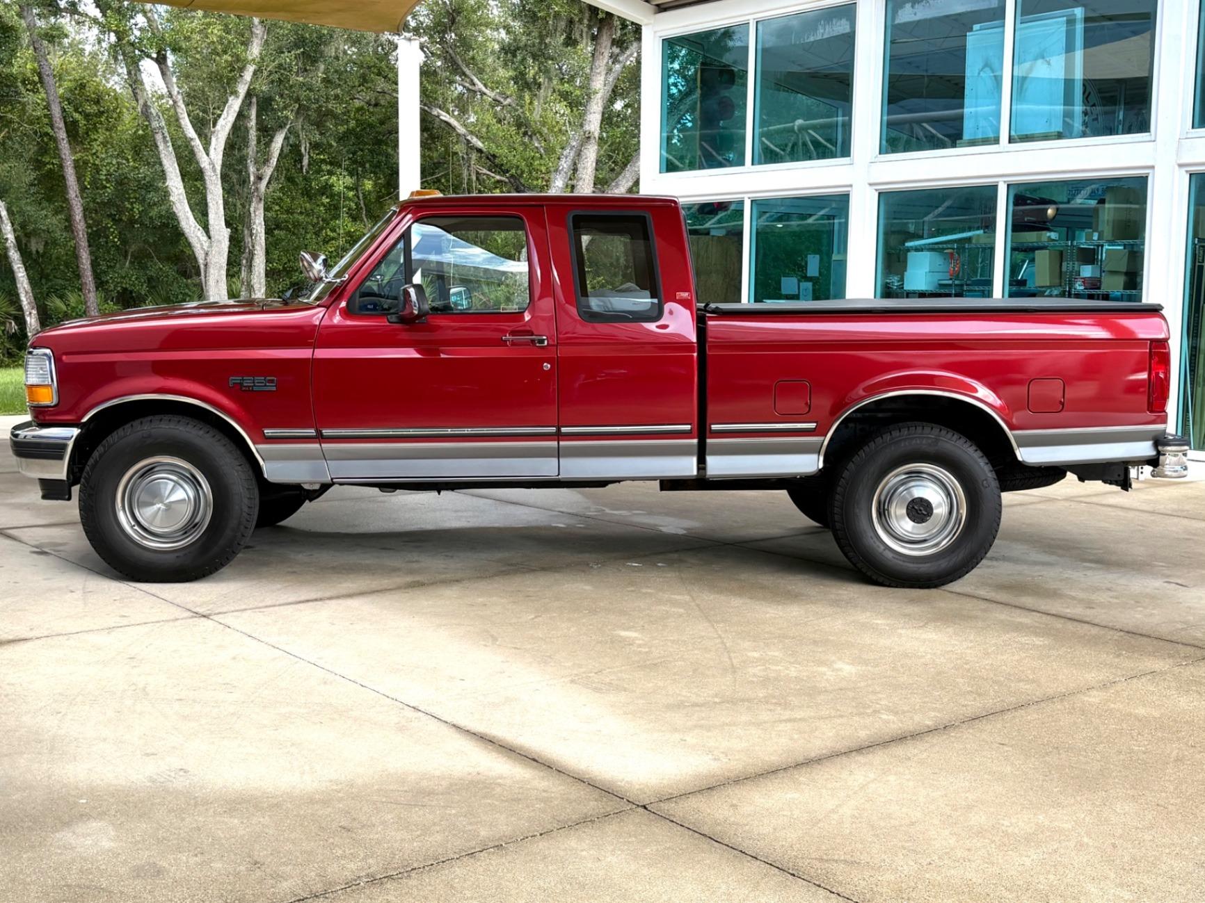 1996 Ford F-250 Lariat Eddie Bauer - 2