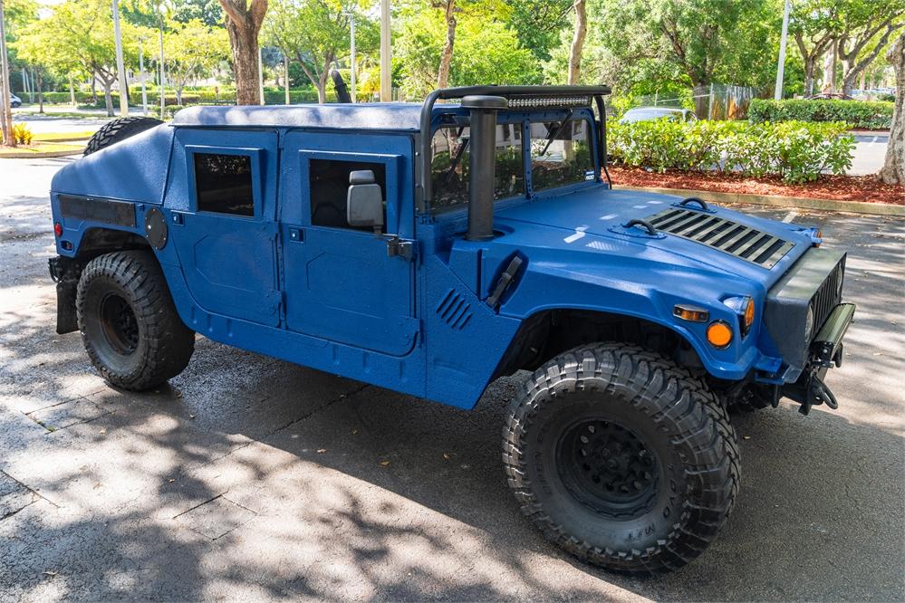 2006 AM General Humvee