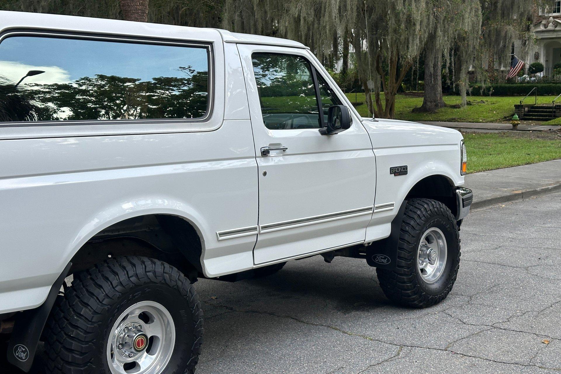 80k-Mile 1993 Ford Bronco XLT