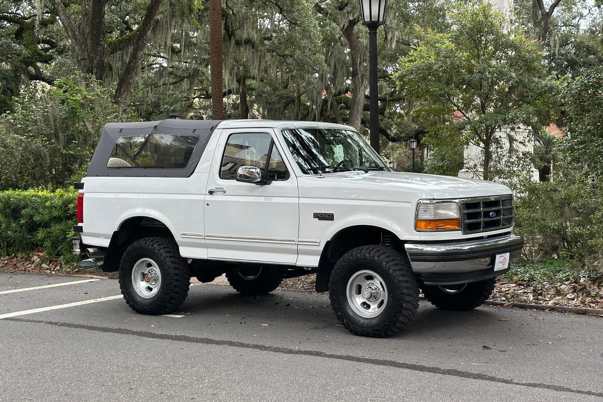 80k-Mile 1993 Ford Bronco XLT - 2