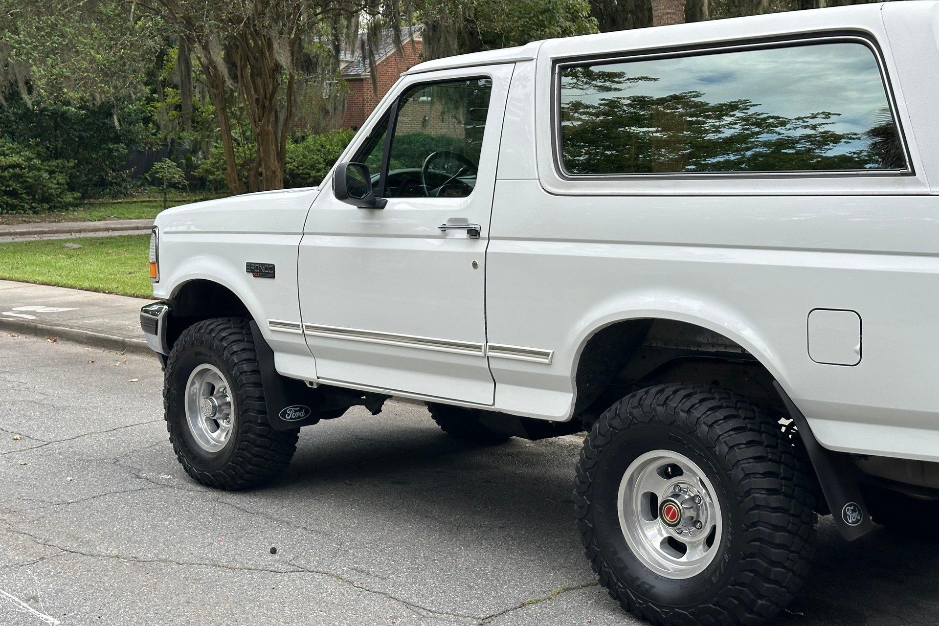 80k-Mile 1993 Ford Bronco XLT