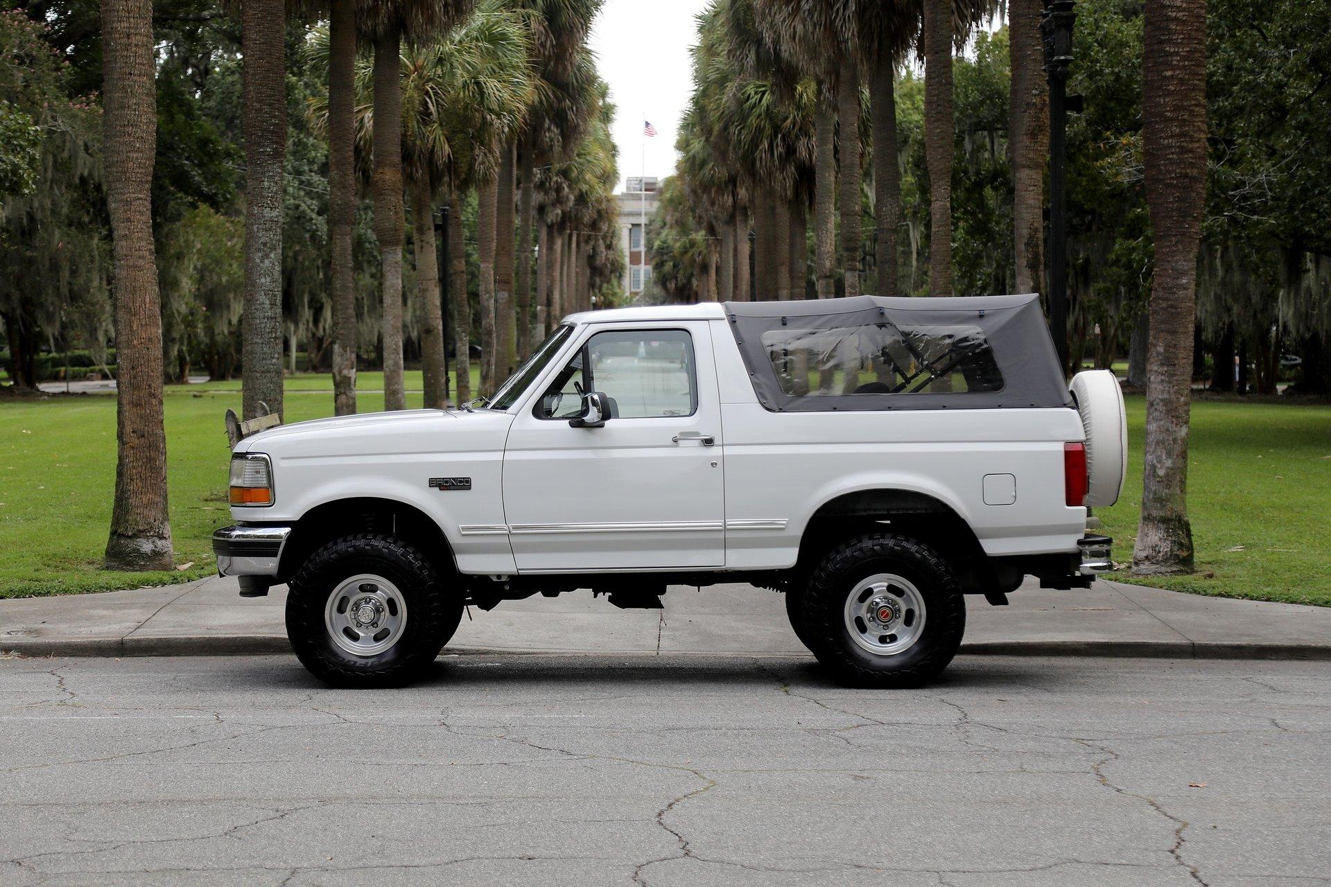 80k-Mile 1993 Ford Bronco XLT