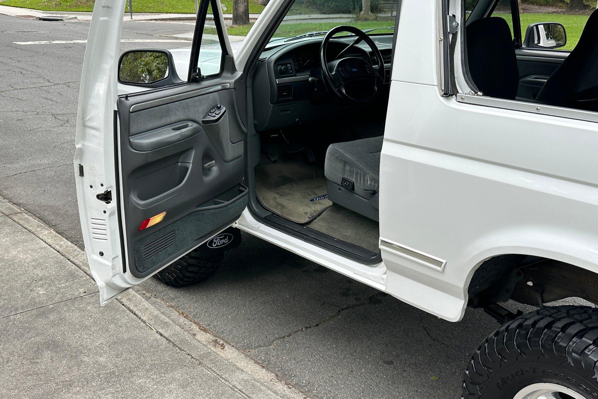 80k-Mile 1993 Ford Bronco XLT