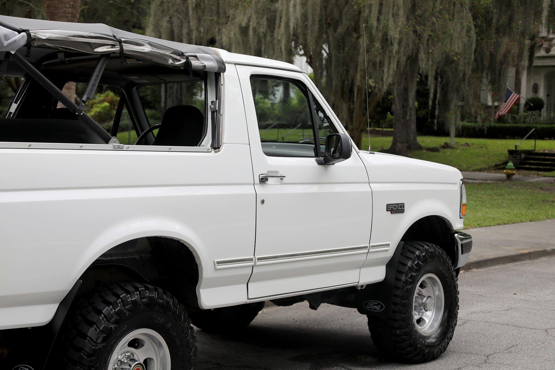 80k-Mile 1993 Ford Bronco XLT