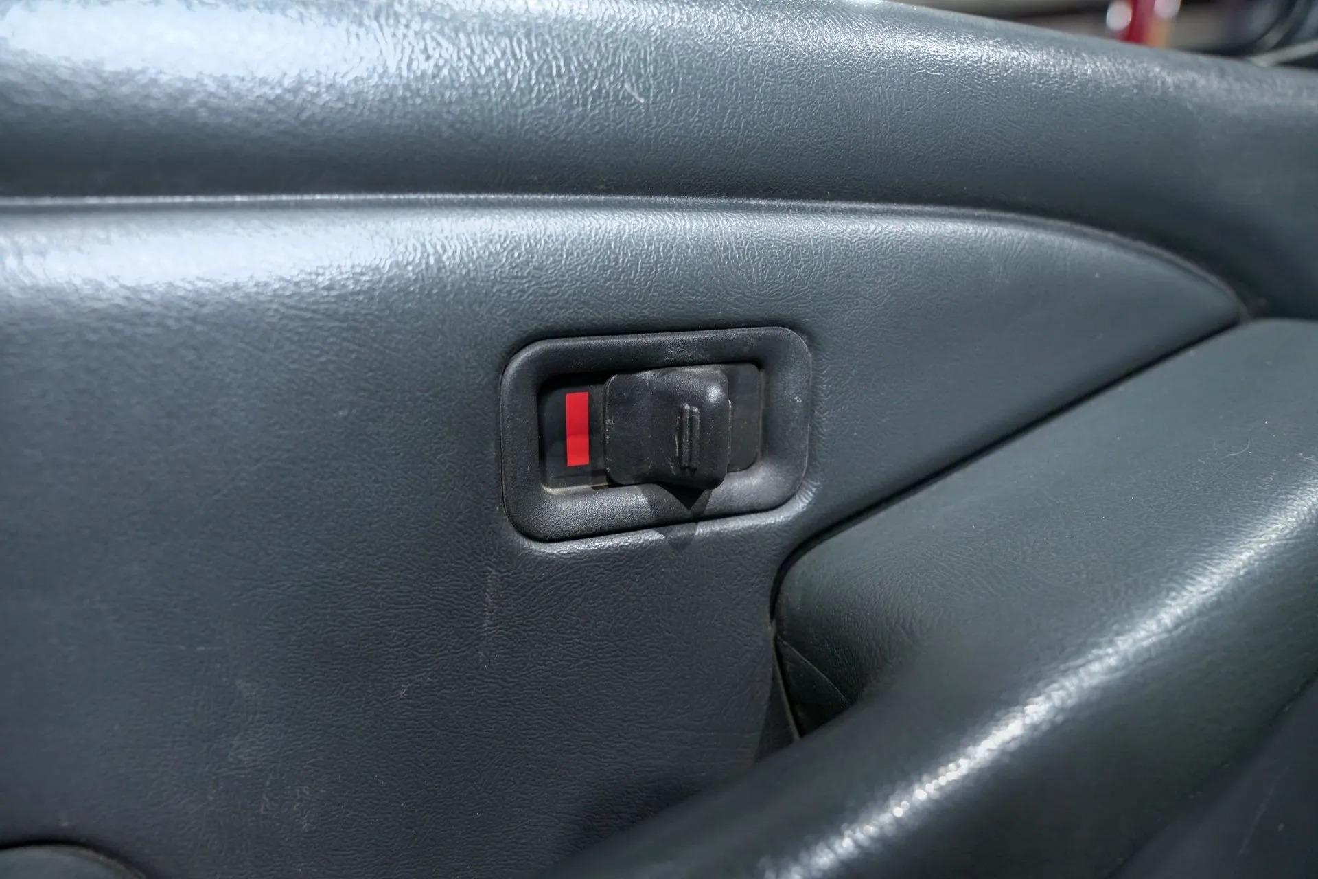 2000 Chevrolet Silverado 1500 LS