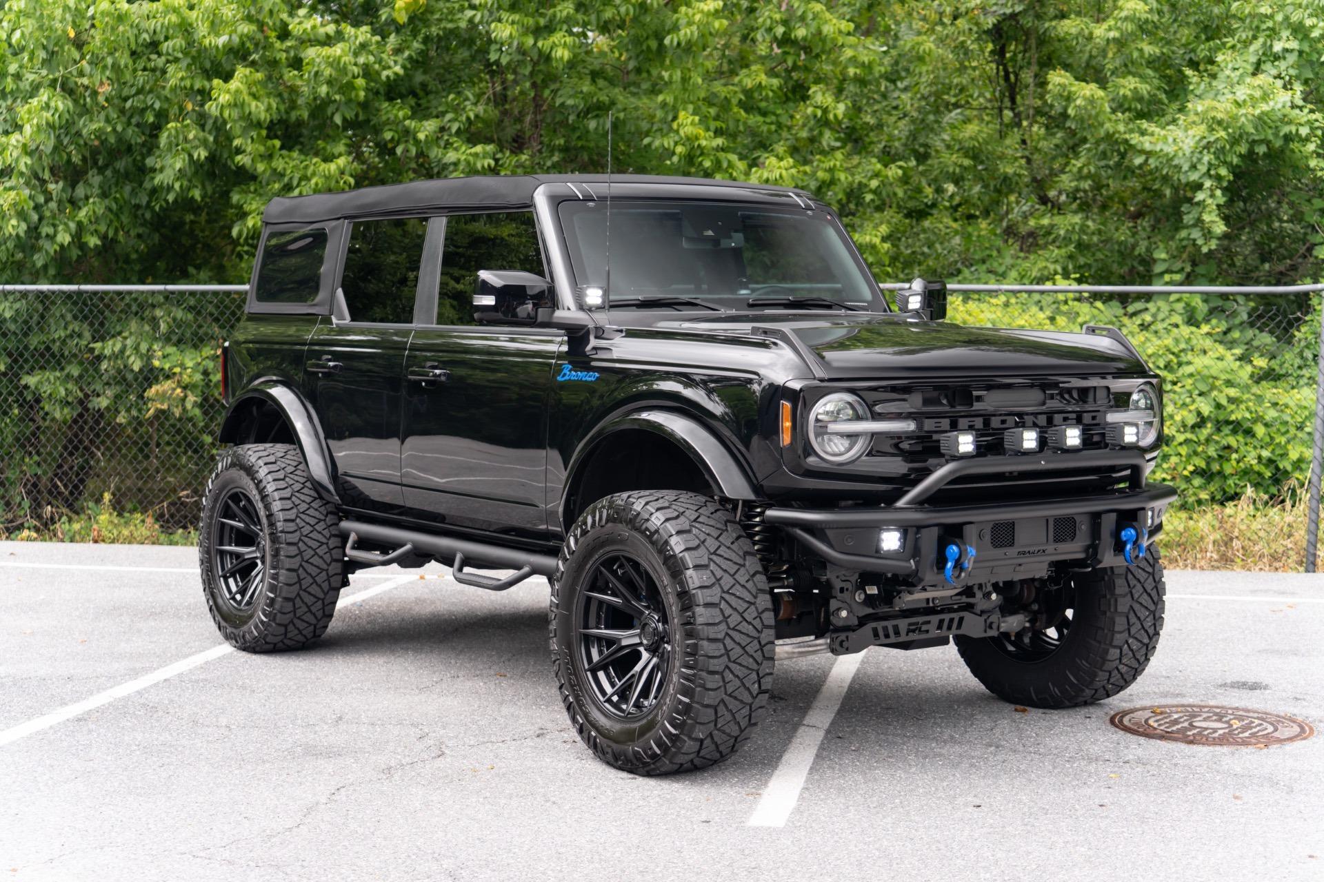 2024 Ford Bronco Outer Banks