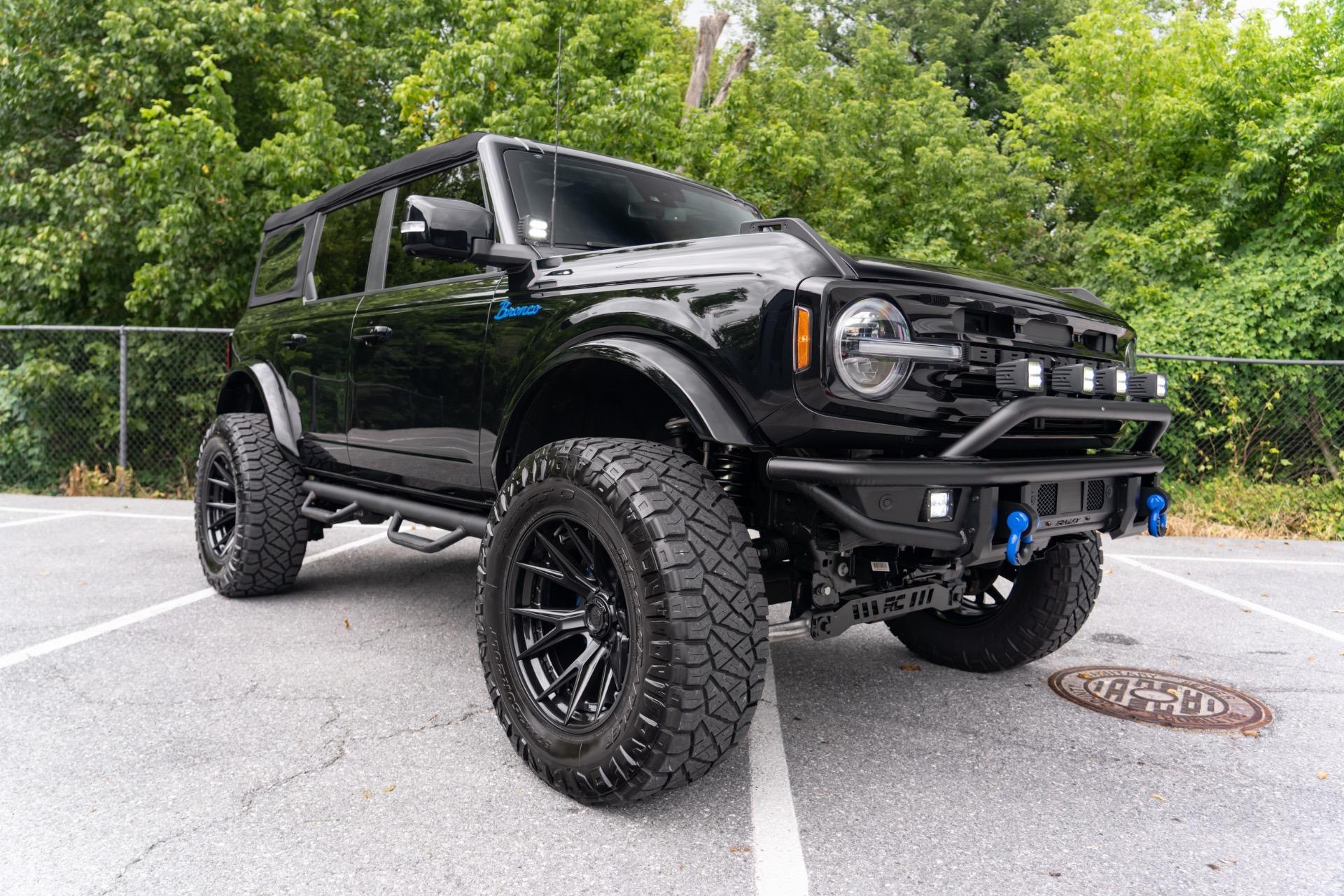 2024 Ford Bronco Outer Banks