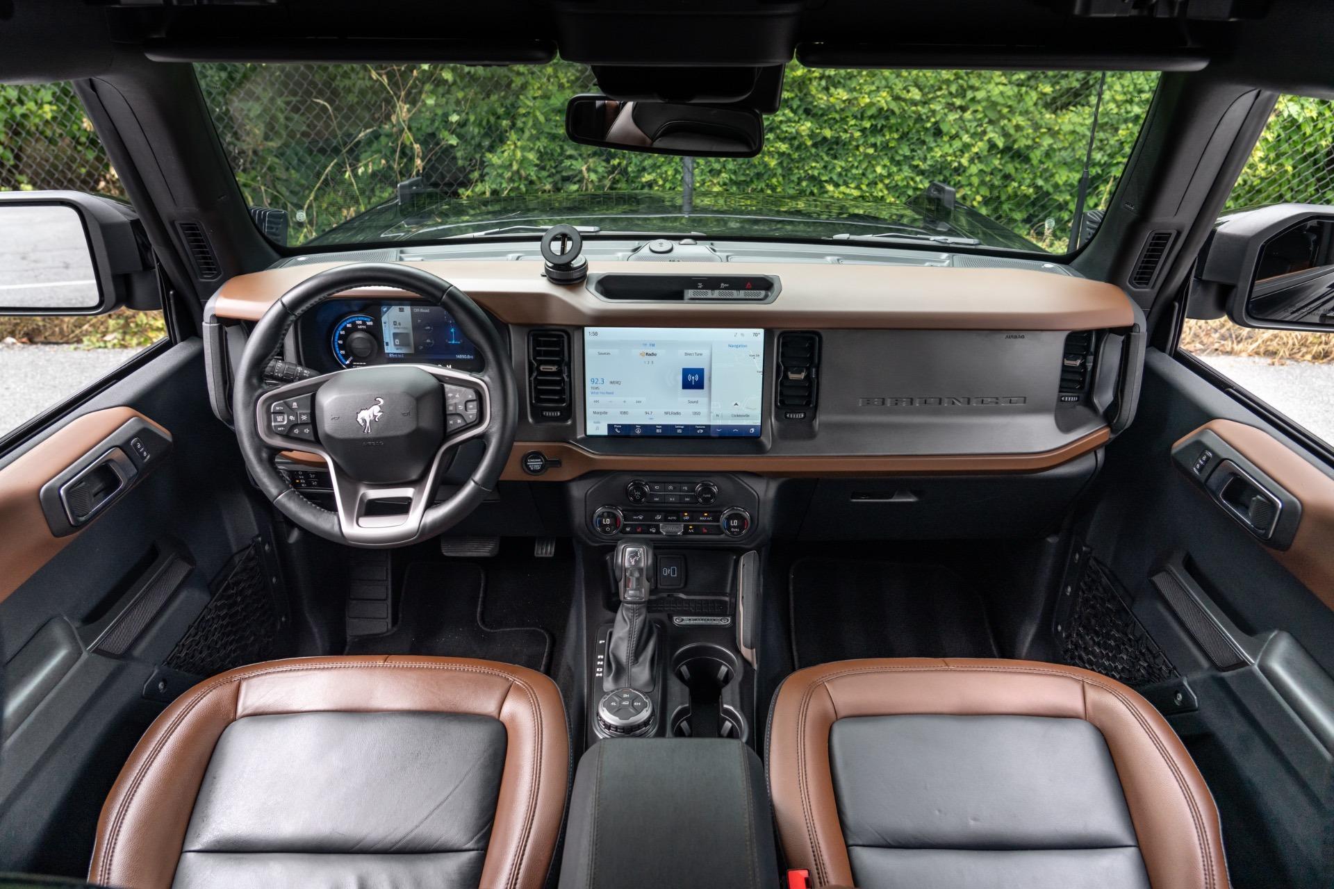 2024 Ford Bronco Outer Banks