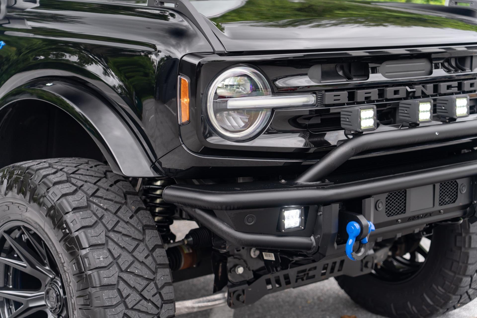 2024 Ford Bronco Outer Banks