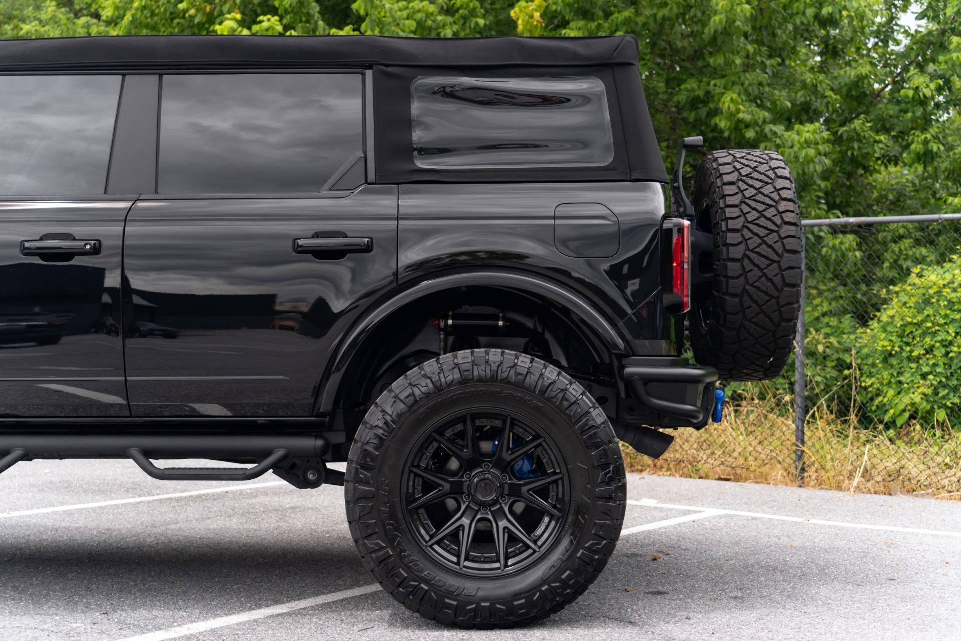 2024 Ford Bronco Outer Banks