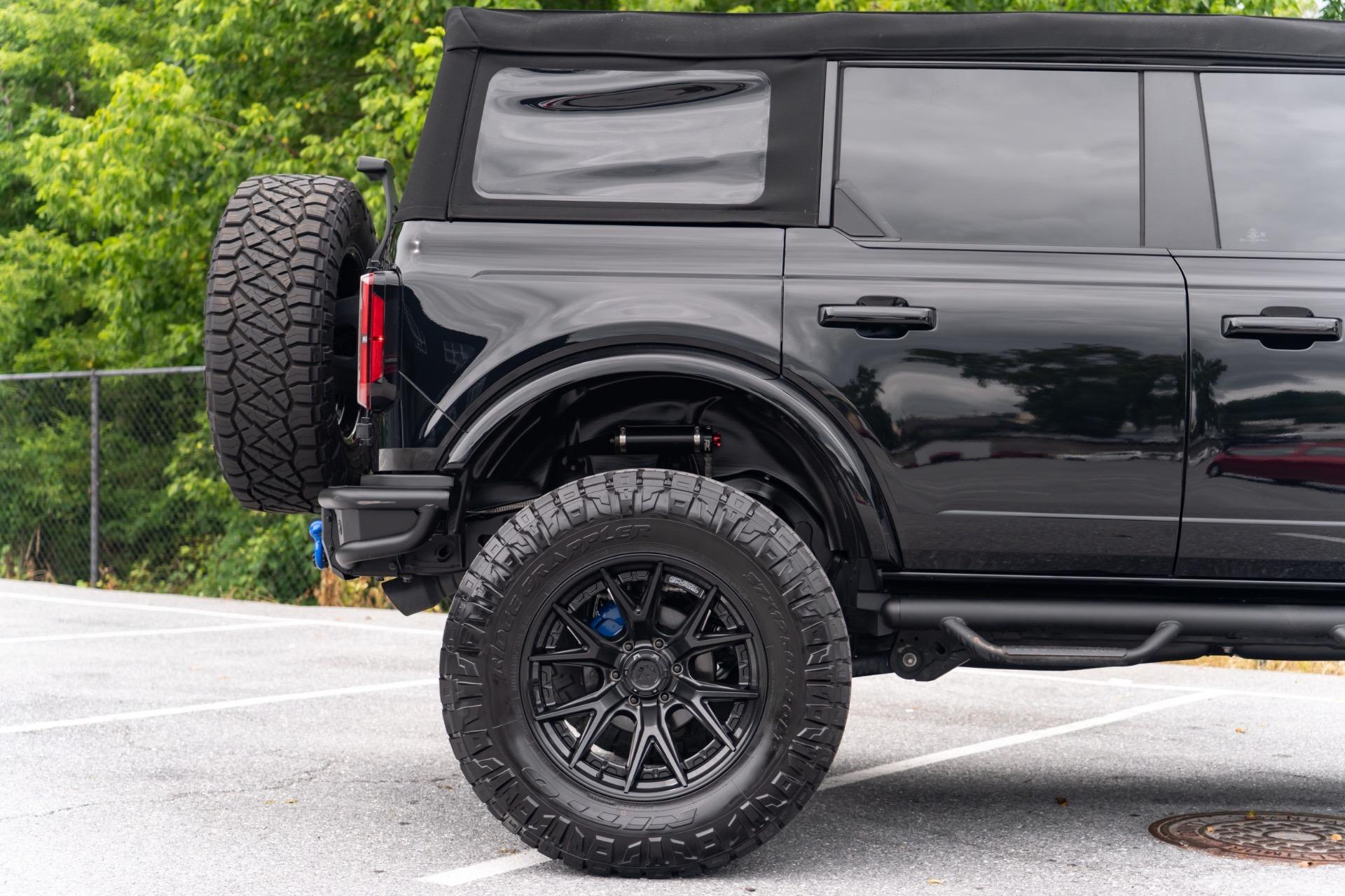 2024 Ford Bronco Outer Banks