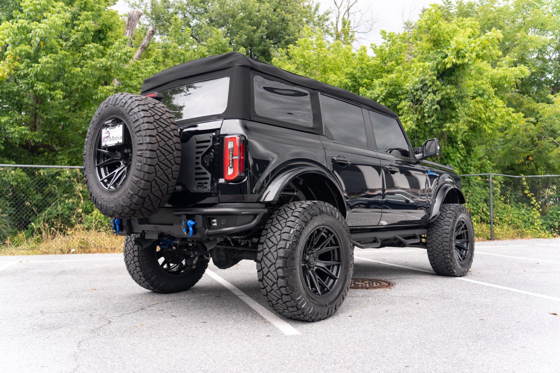 2024 Ford Bronco Outer Banks